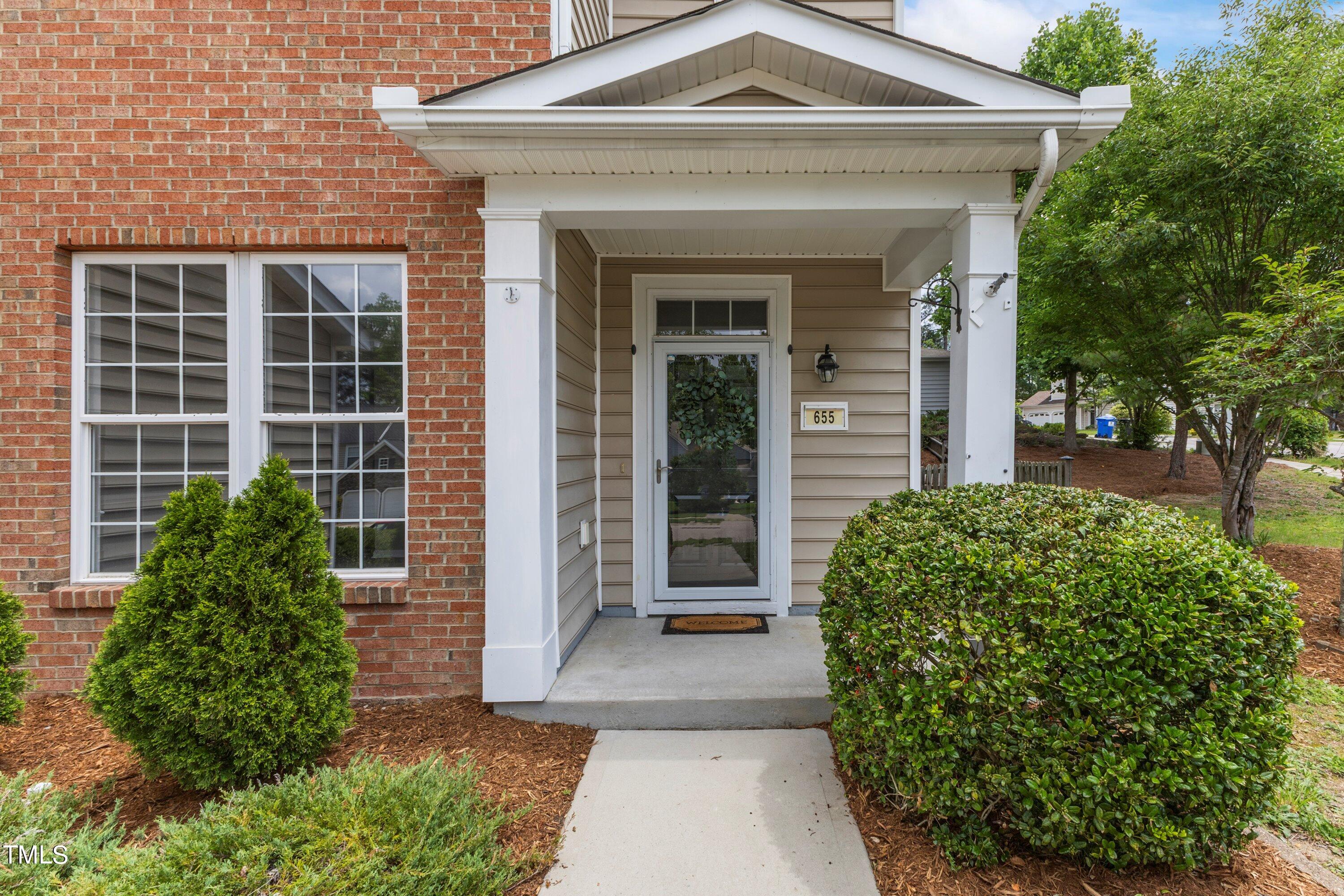 655 Ashbrittle Drive