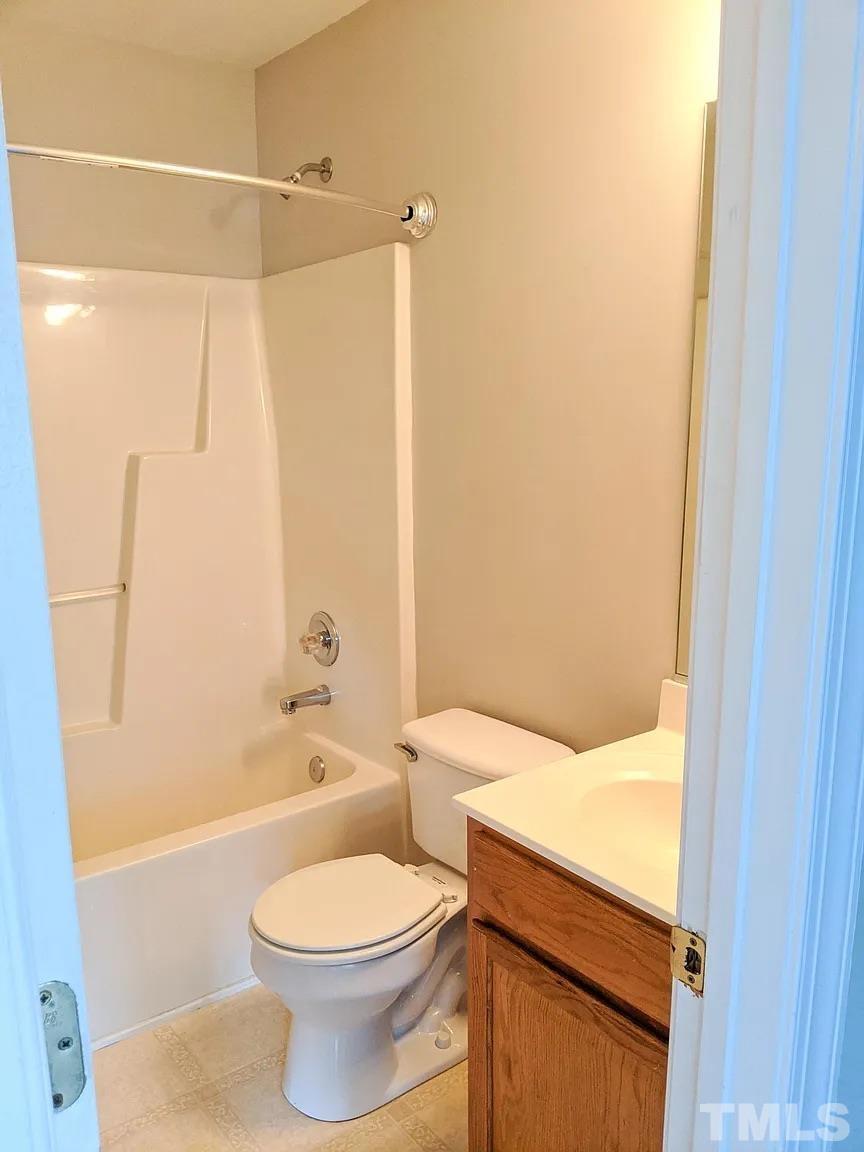 2701 Lead Crystal Court