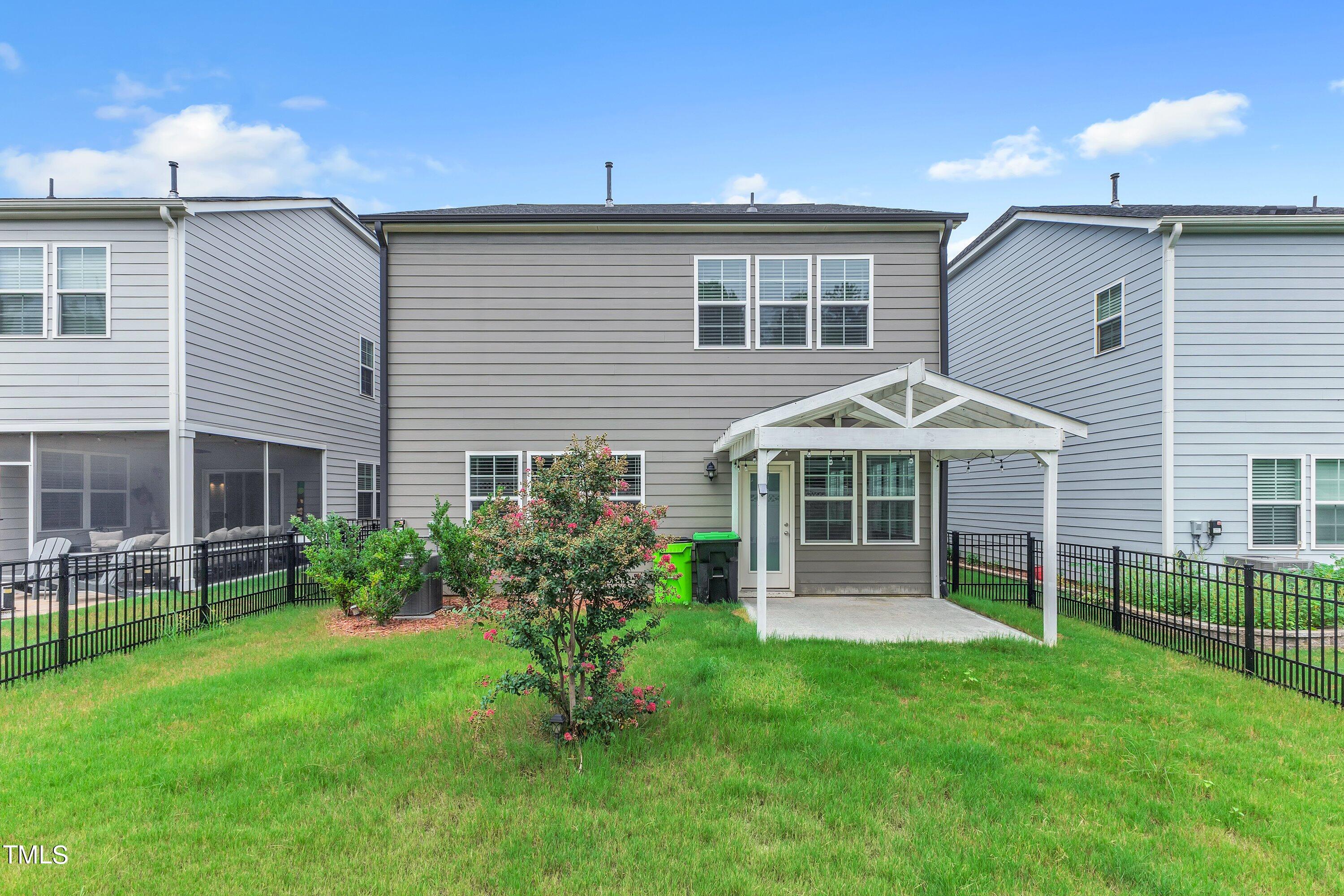2965 Thirlestane Drive