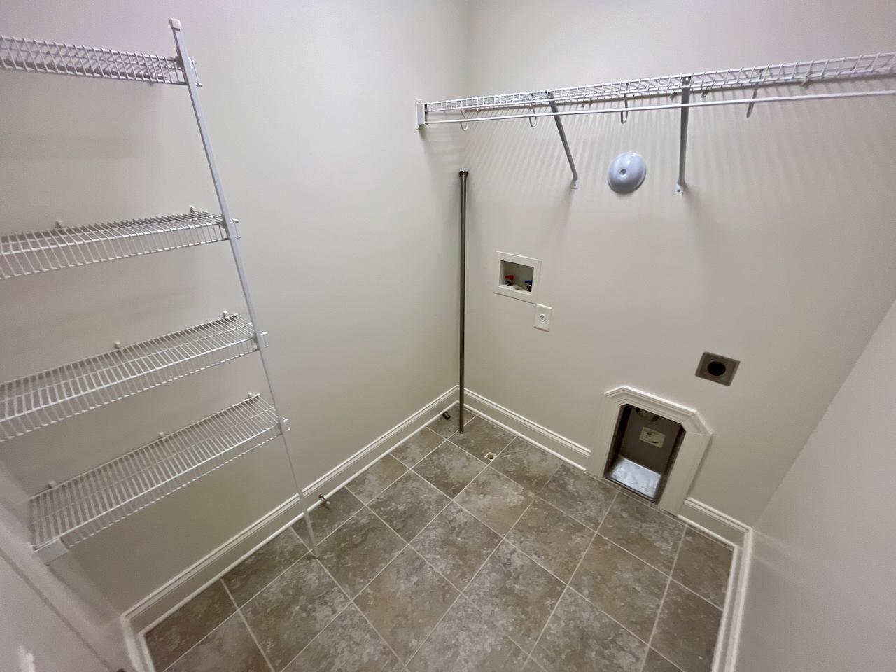 1049 Monmouth Loop