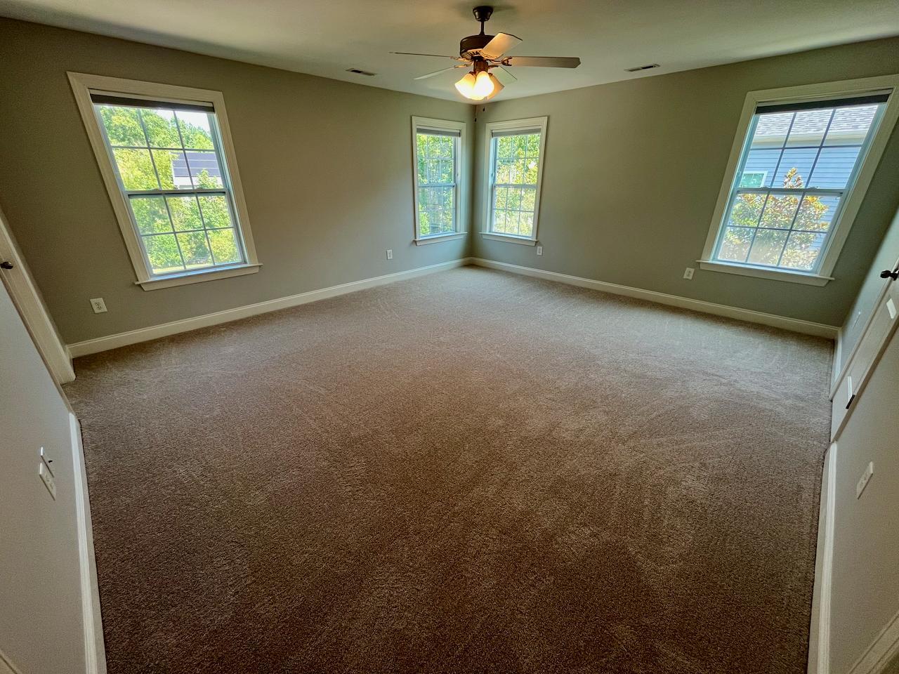 1049 Monmouth Loop