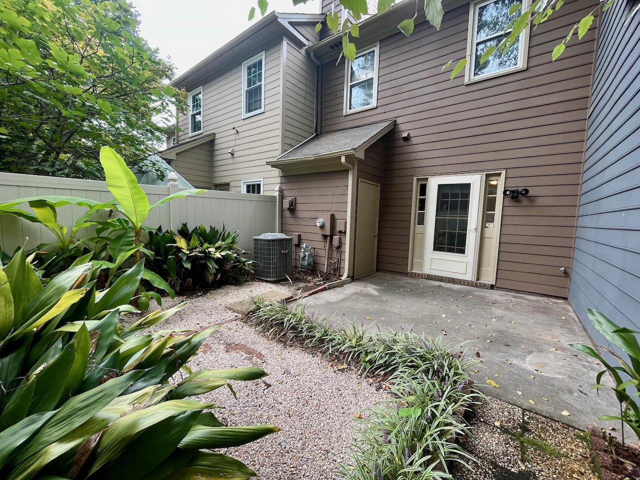 2956 Faversham Place