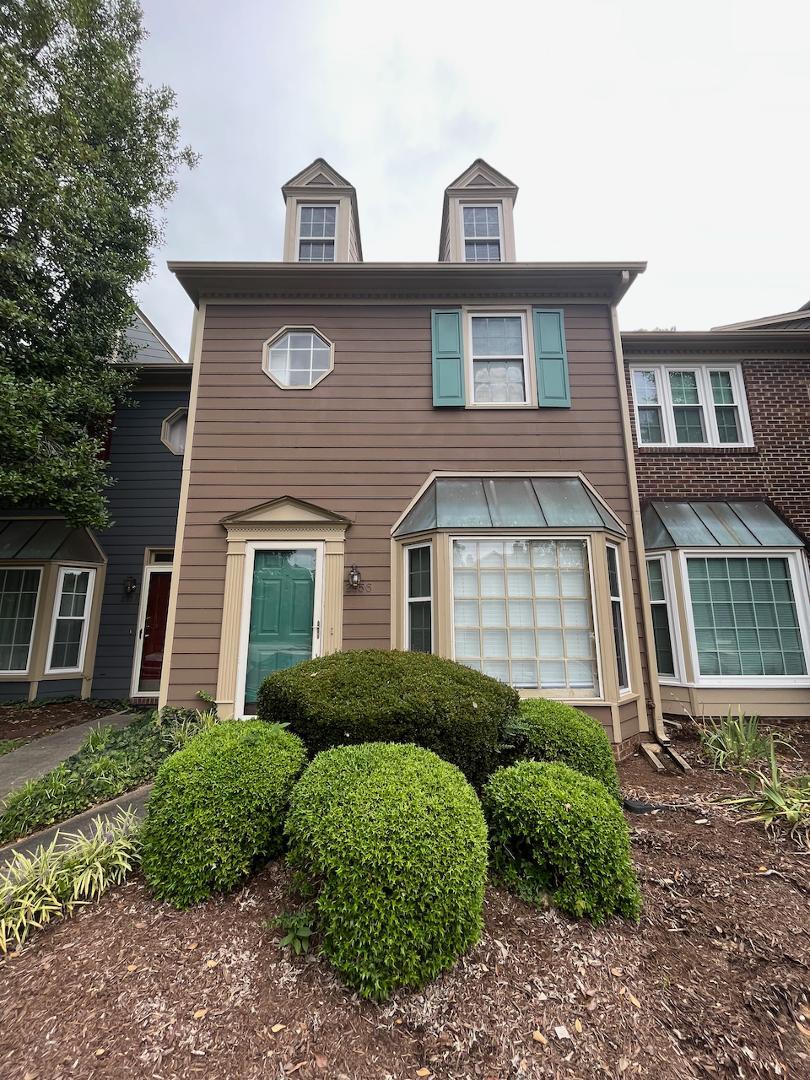 2956 Faversham Place