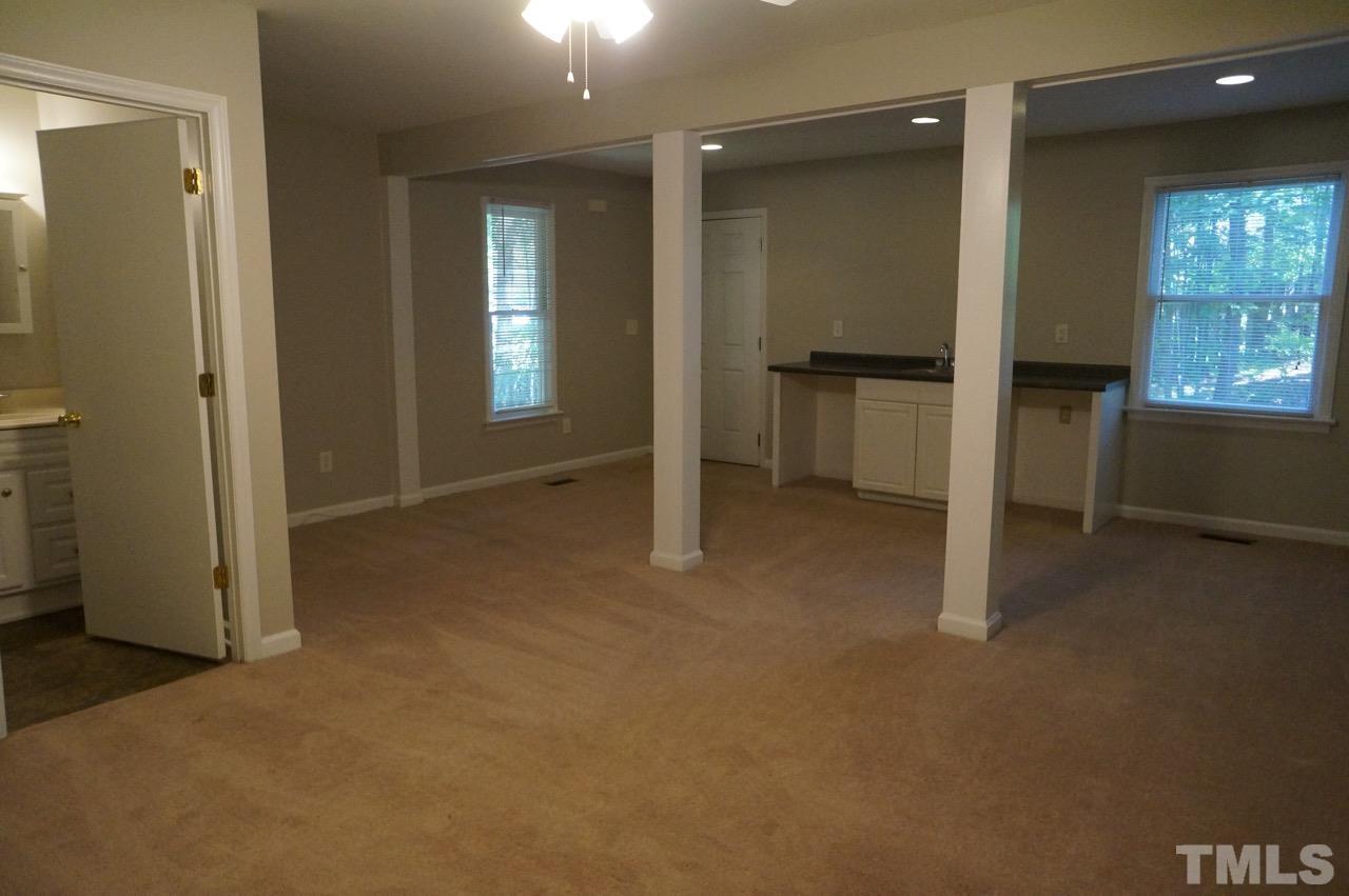 1220 Selwyn Lane