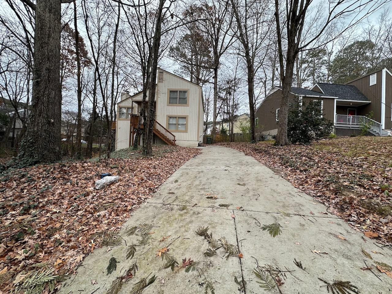 1220 Selwyn Lane