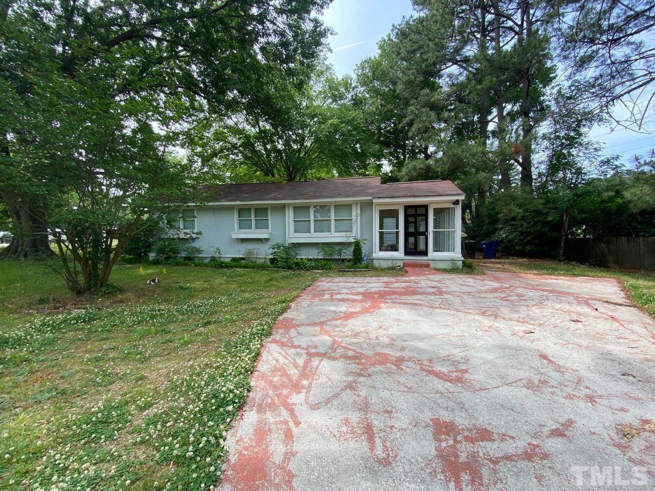 620 Glenbrook Drive