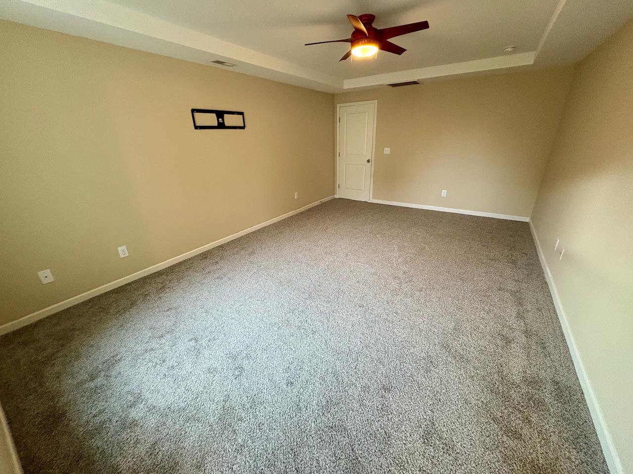 15 Davelyn Court