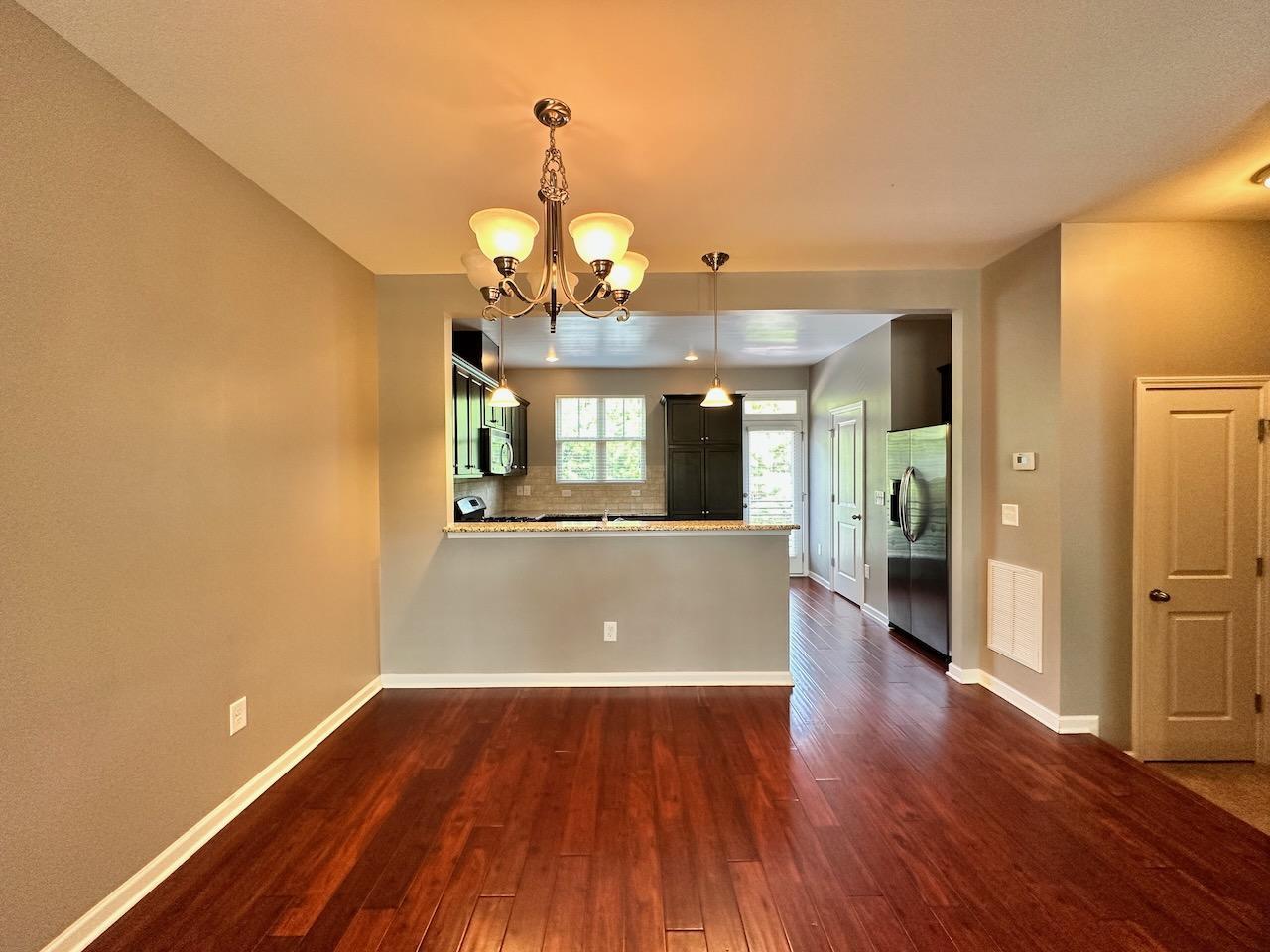 1633 Crafton Way