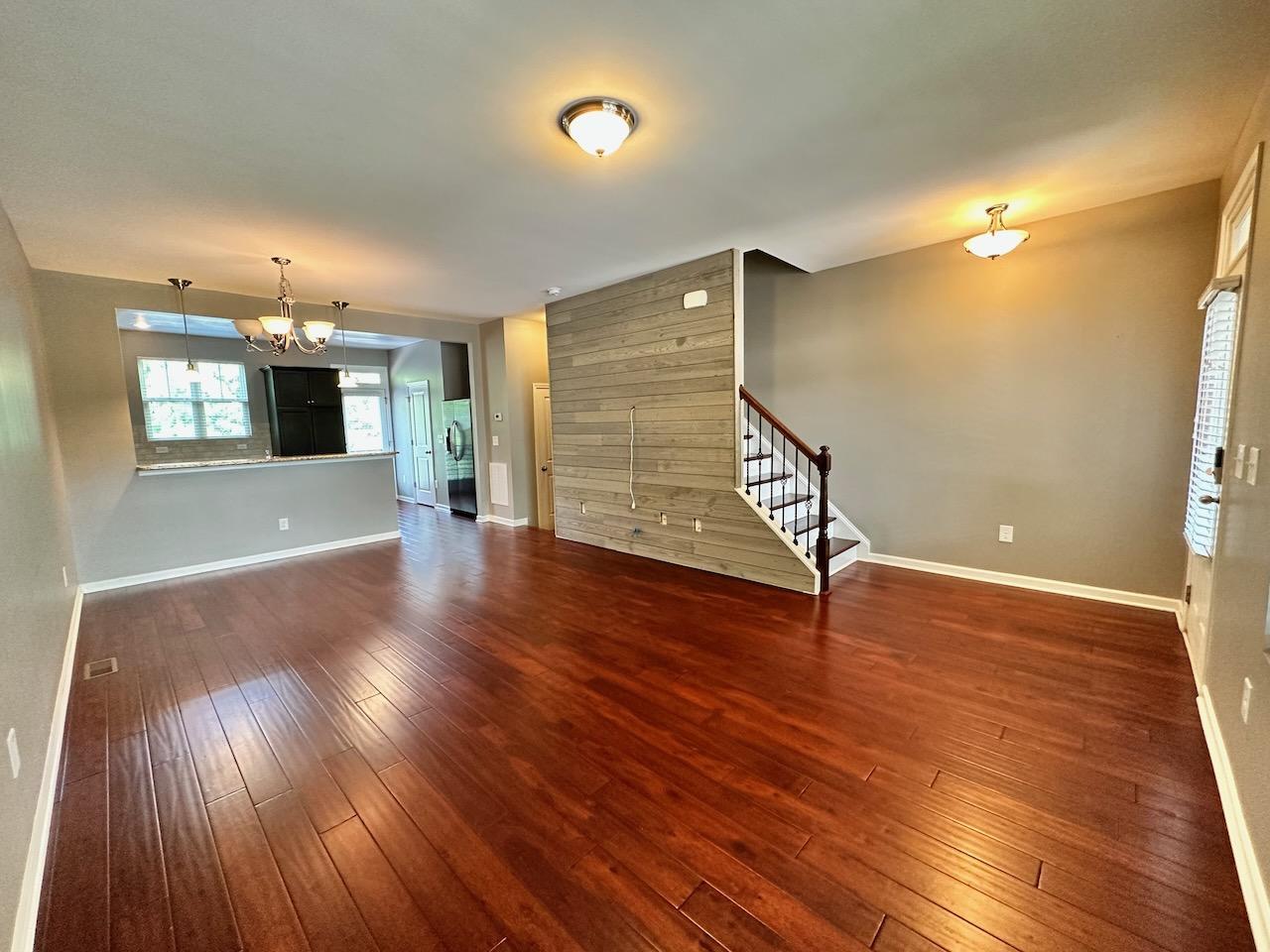 1633 Crafton Way