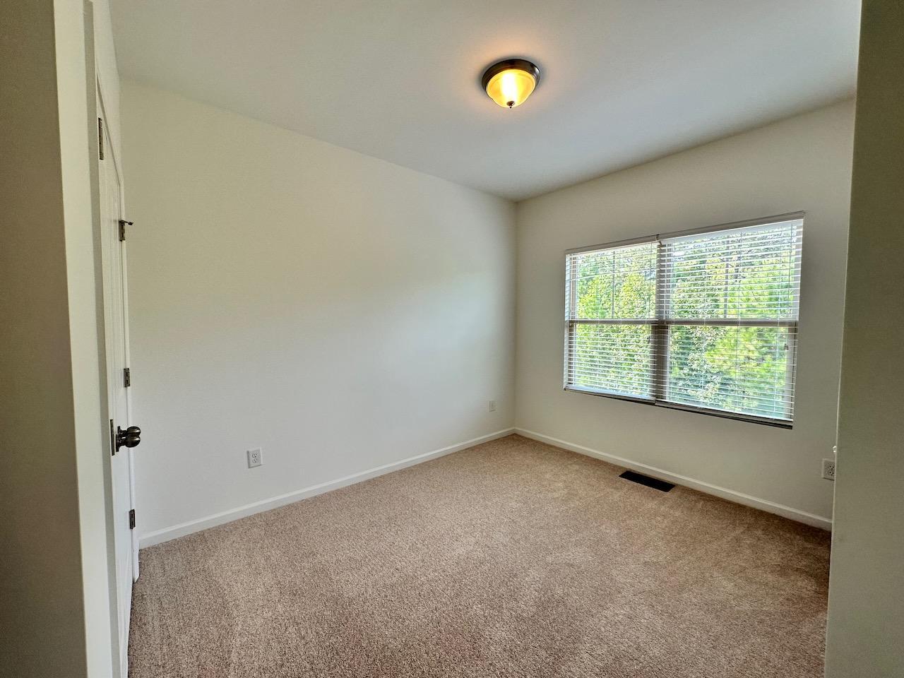 1633 Crafton Way