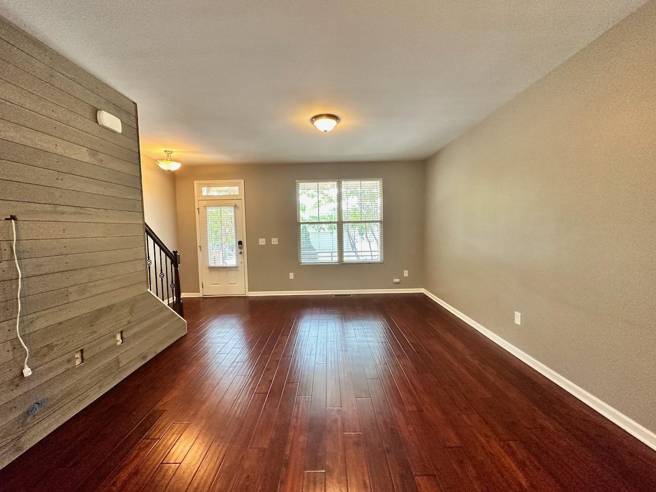 1633 Crafton Way
