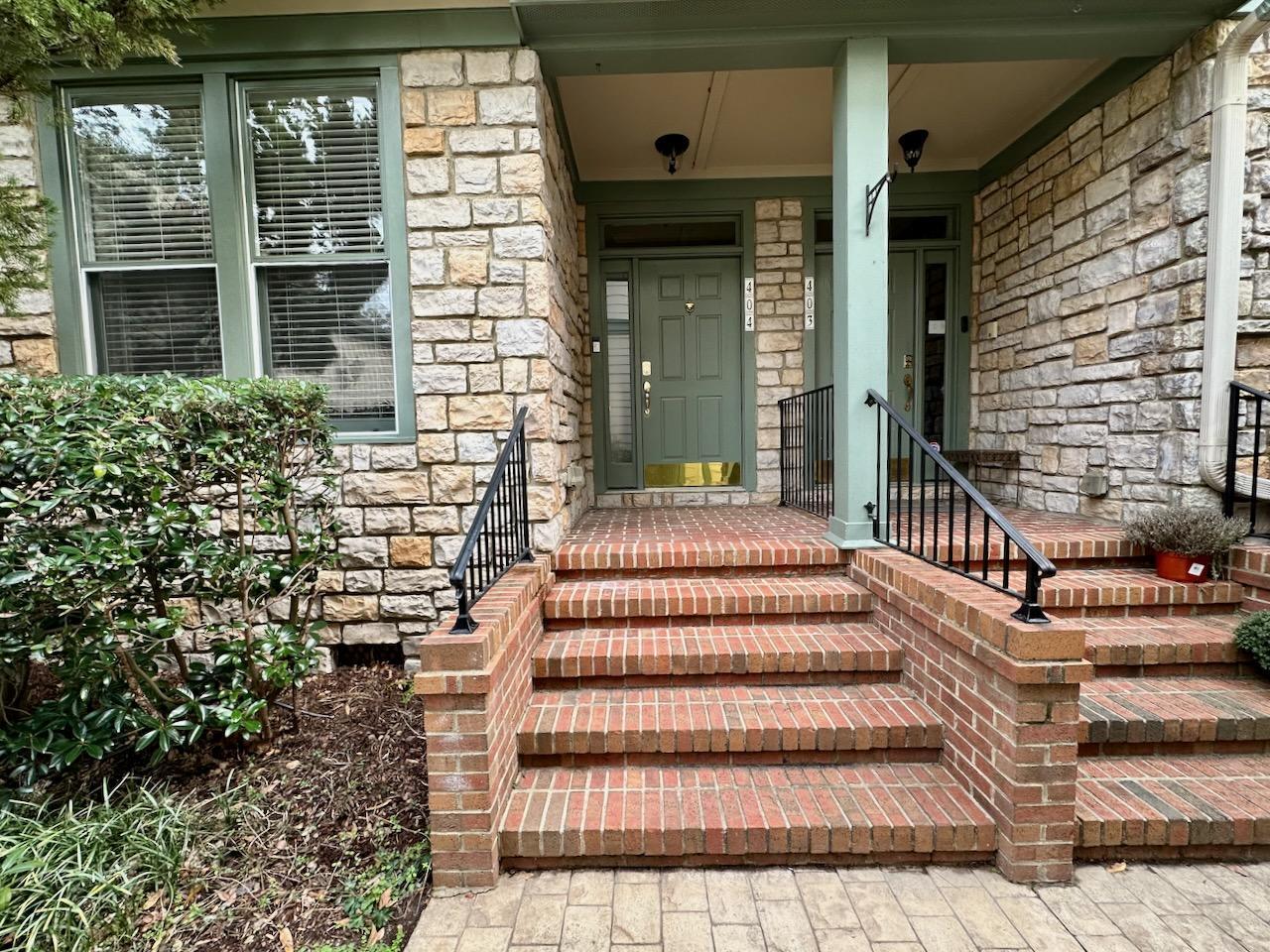 404 Presque Isle Lane