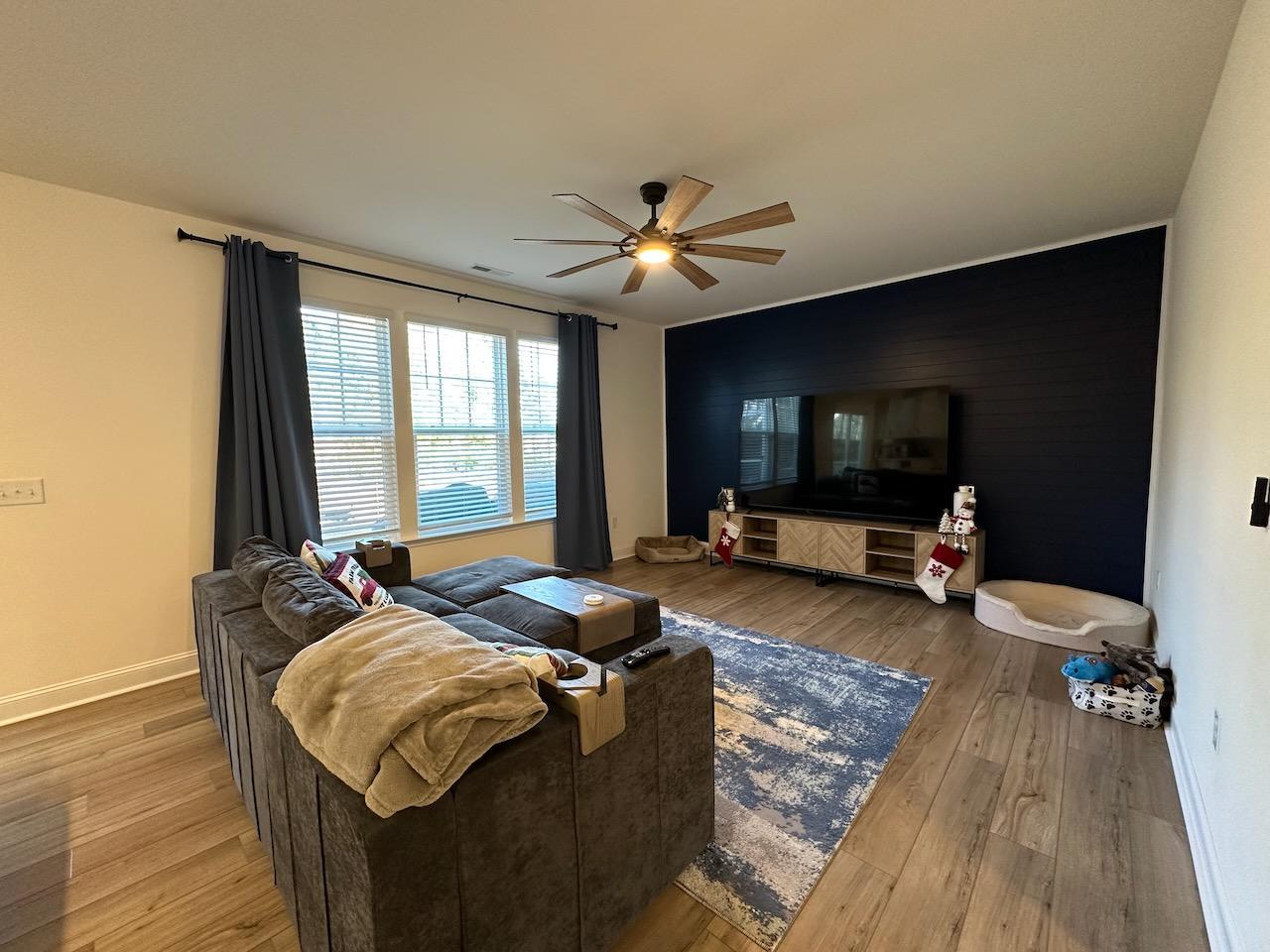 162 Creekhaven Drive