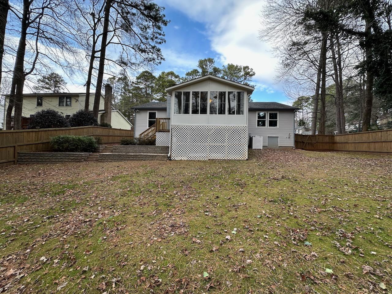 1009 Whetstone Court