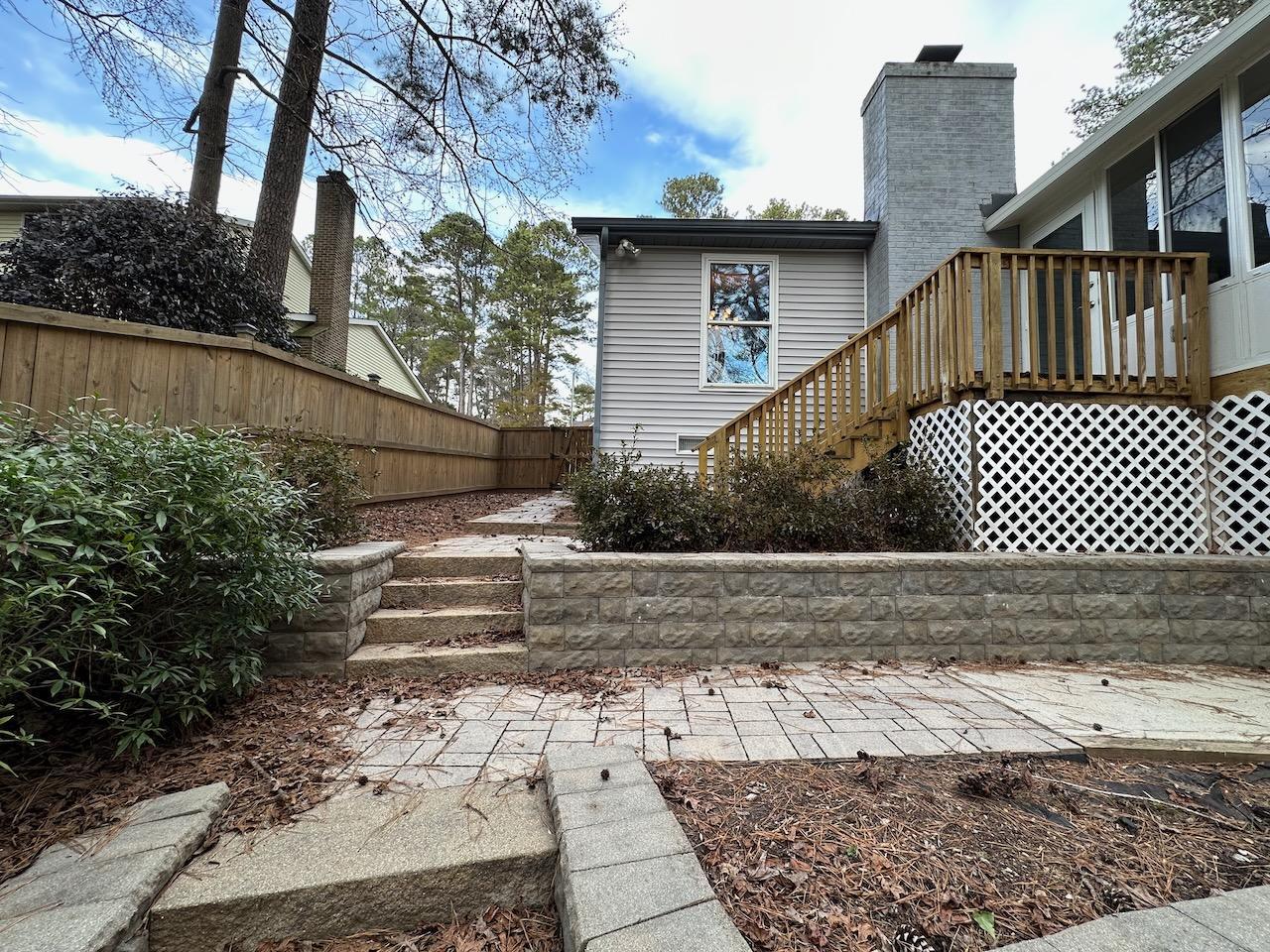 1009 Whetstone Court