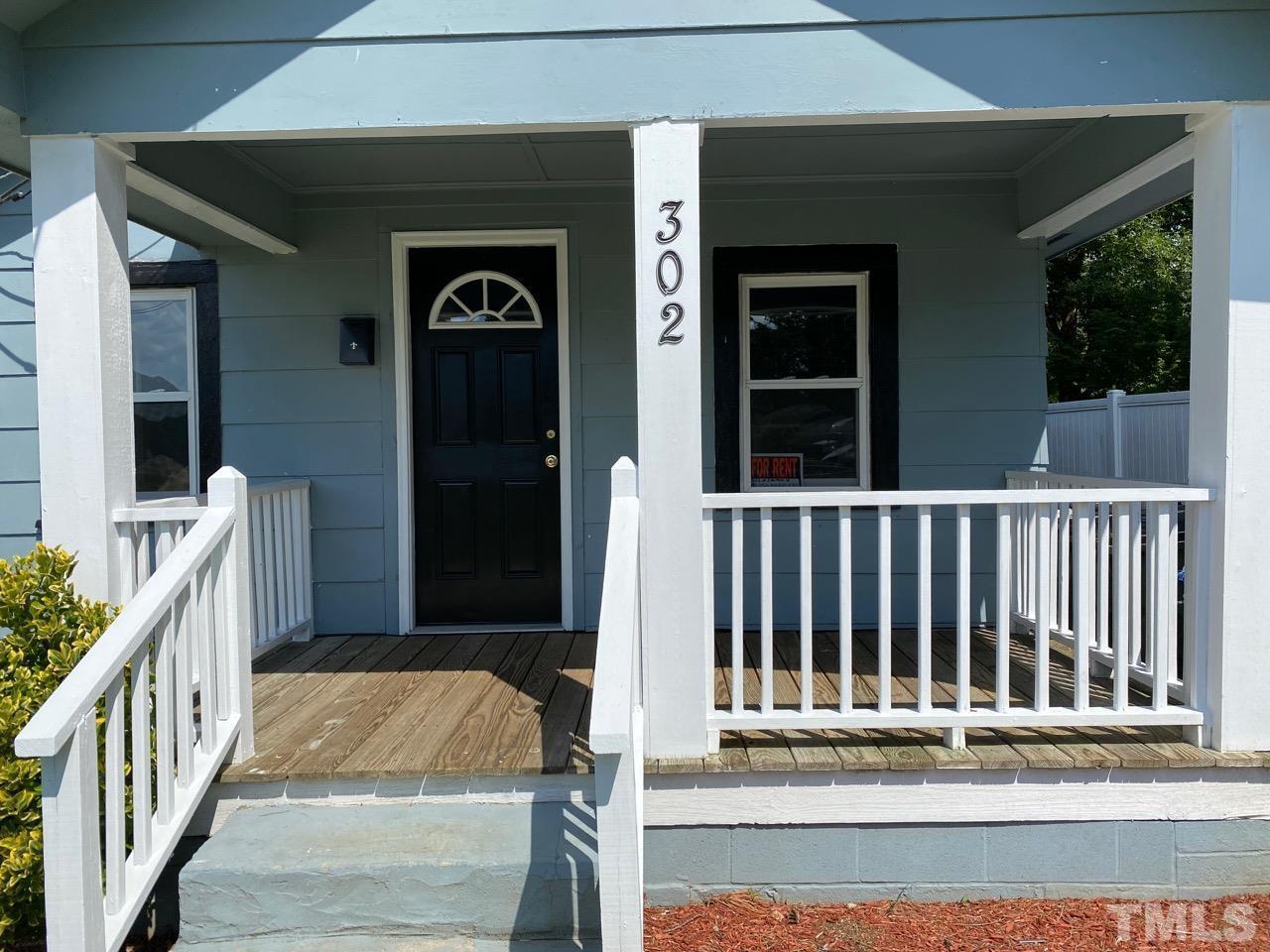 302 N Farmer Drive