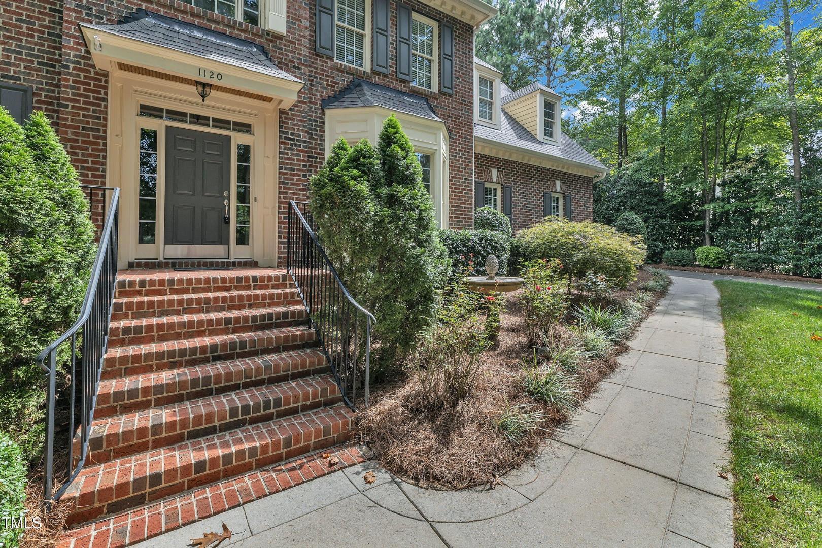 1120 Hawk Hollow Lane