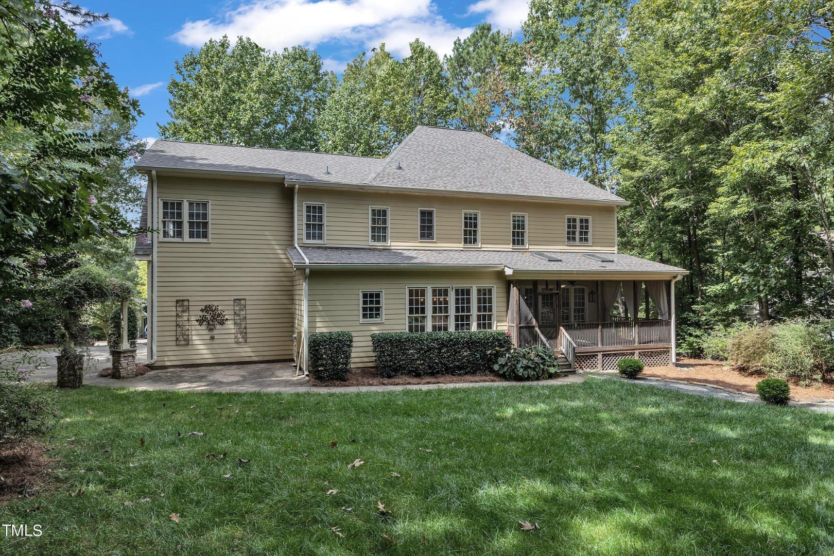 1120 Hawk Hollow Lane