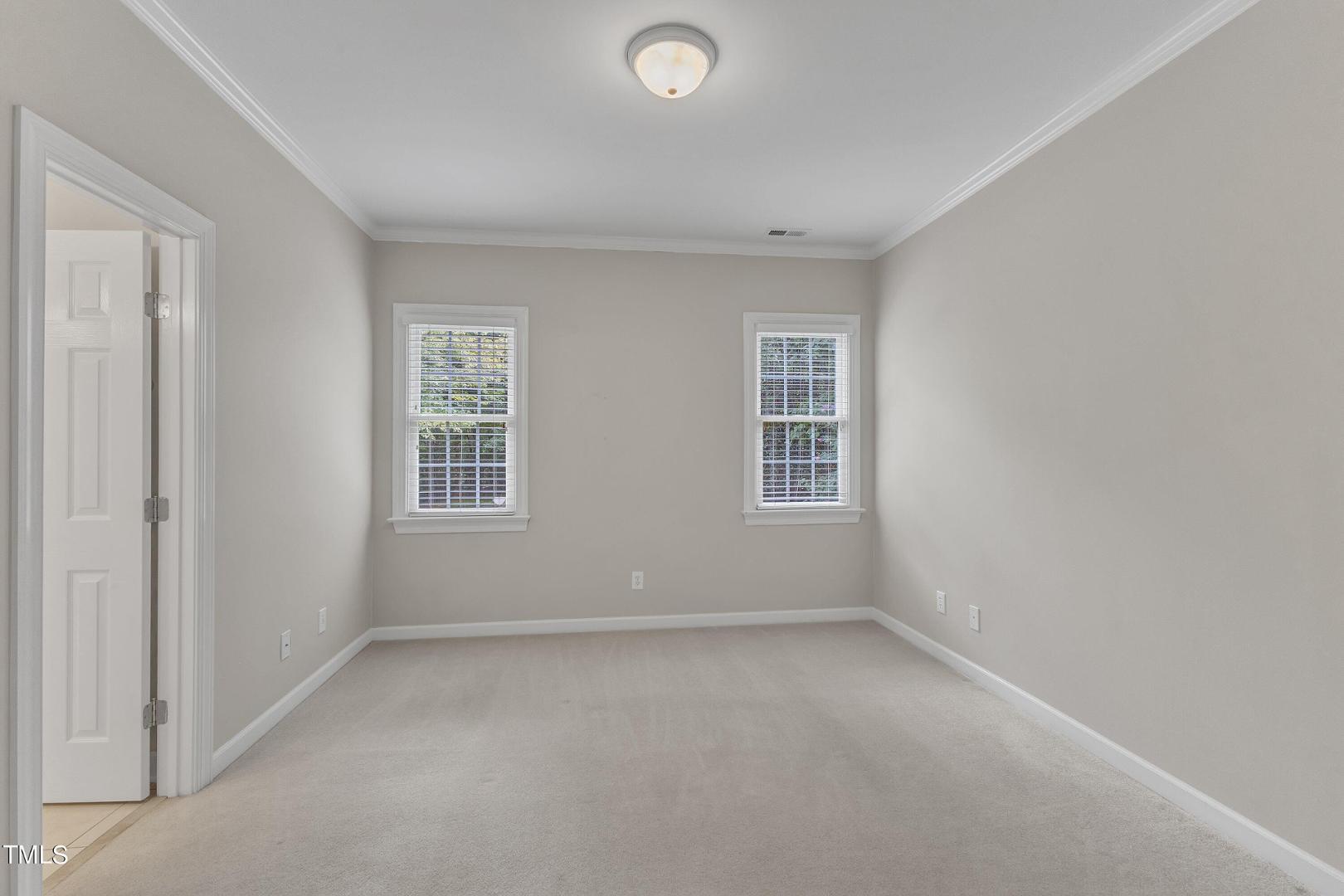 1120 Hawk Hollow Lane