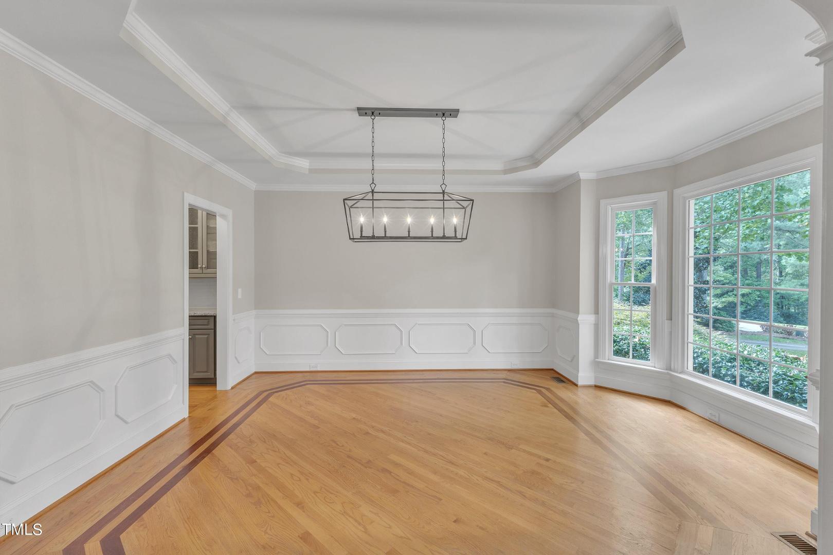 1120 Hawk Hollow Lane