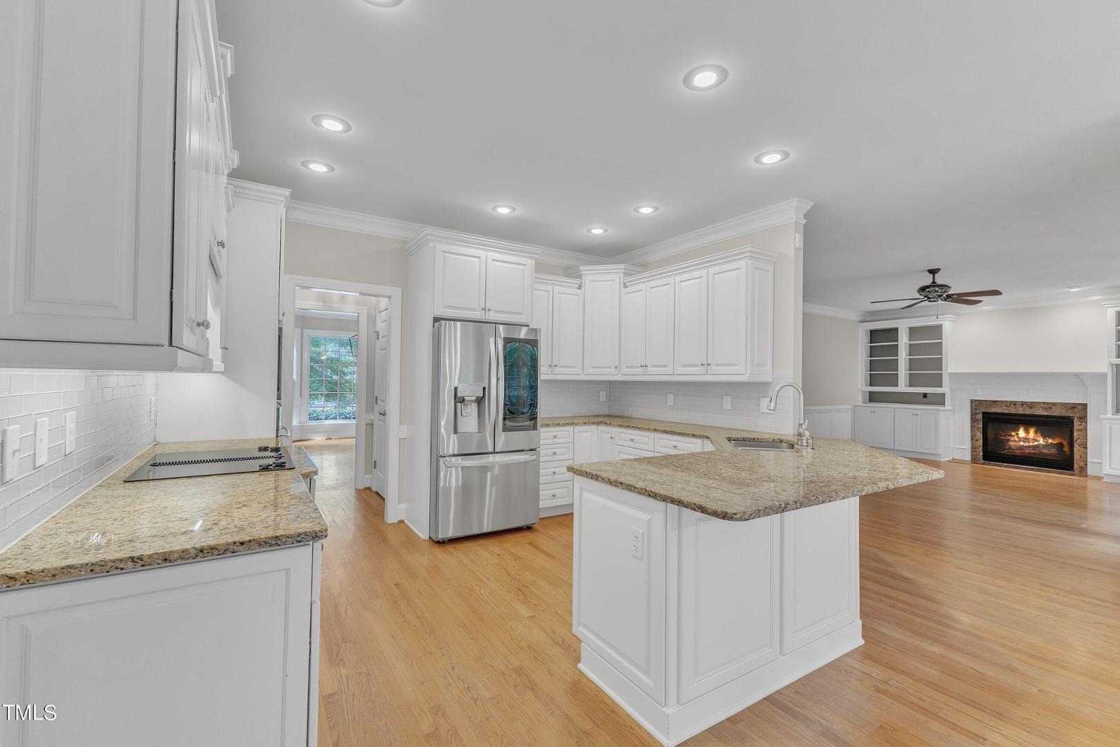 1120 Hawk Hollow Lane