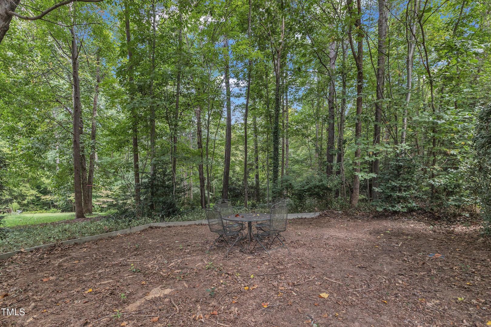 1120 Hawk Hollow Lane