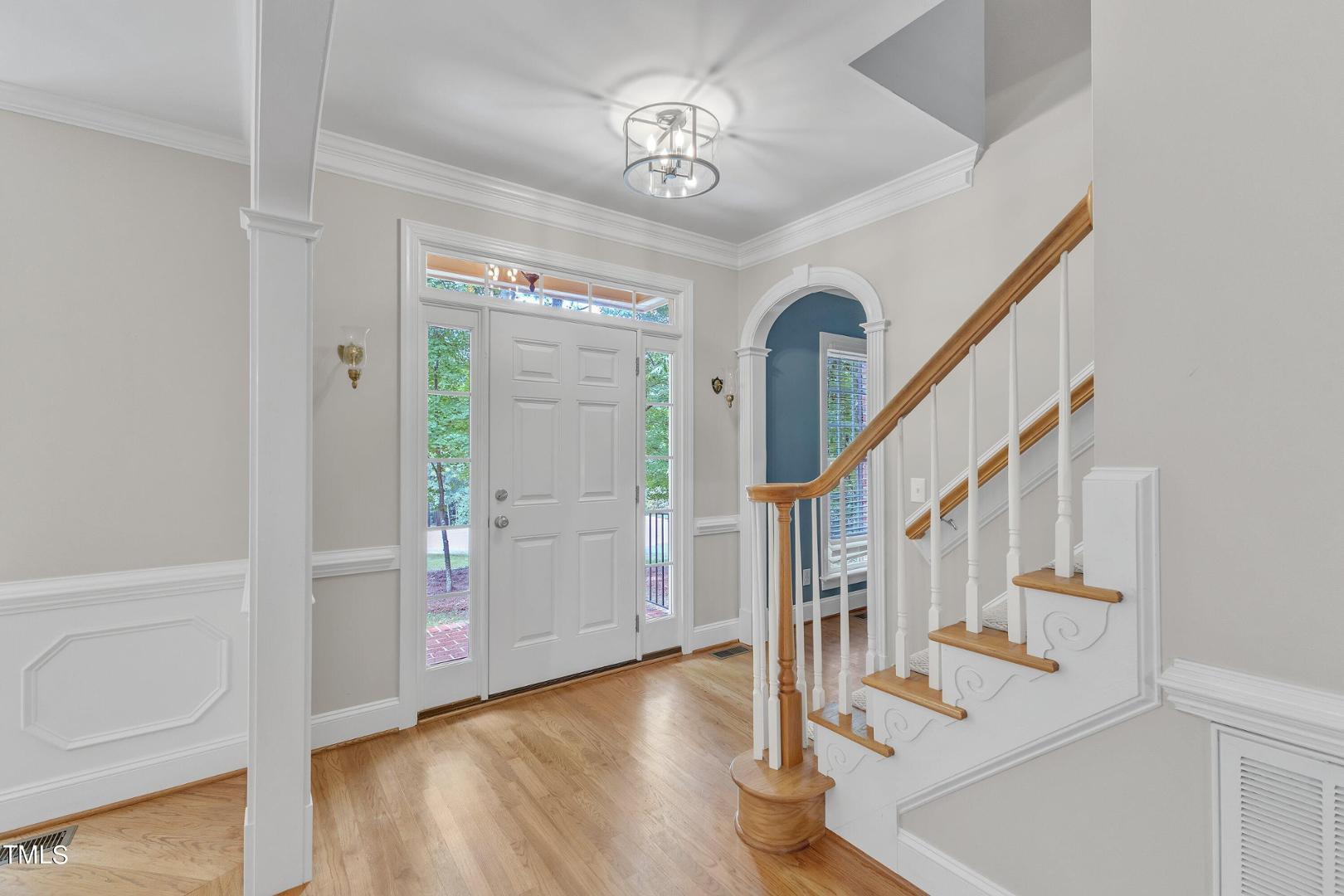 1120 Hawk Hollow Lane