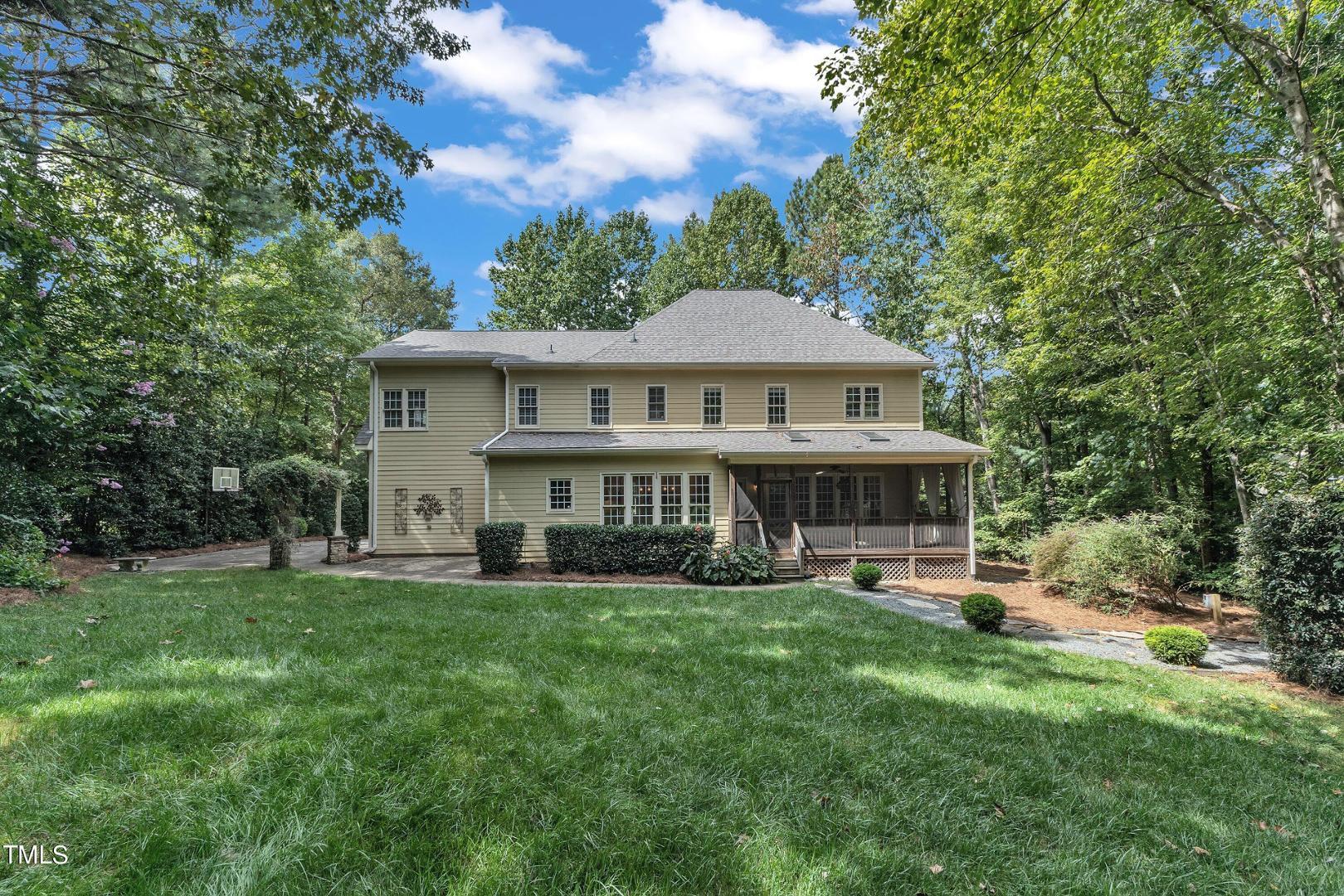1120 Hawk Hollow Lane