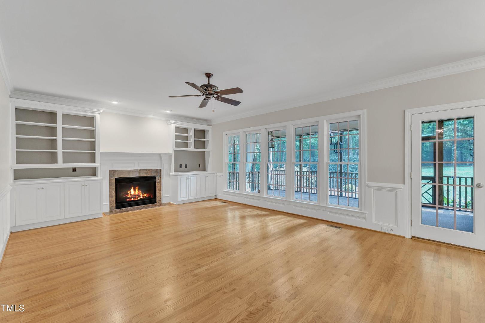 1120 Hawk Hollow Lane