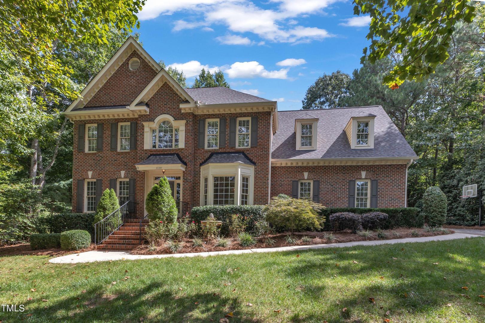 1120 Hawk Hollow Lane
