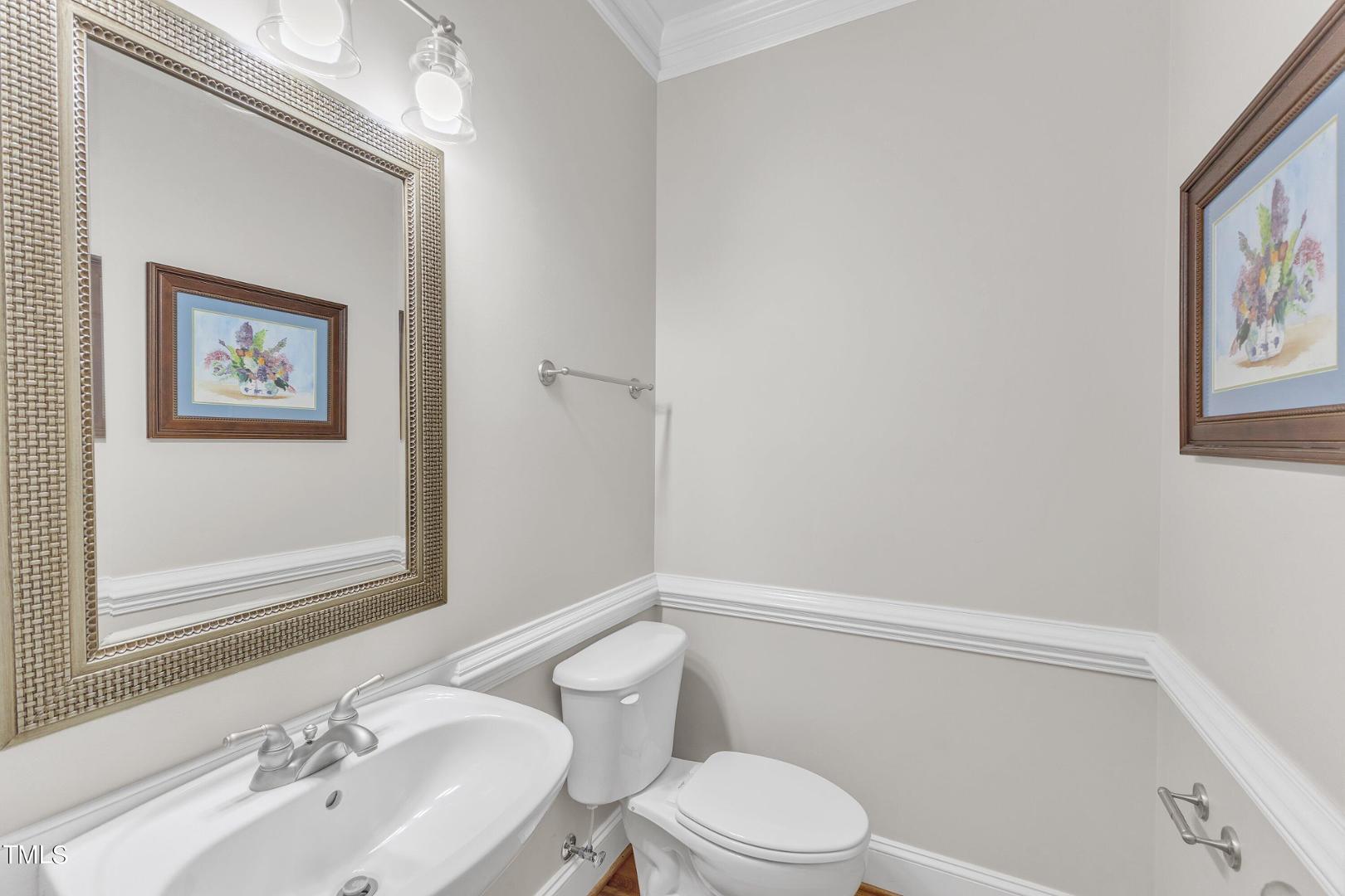 1120 Hawk Hollow Lane