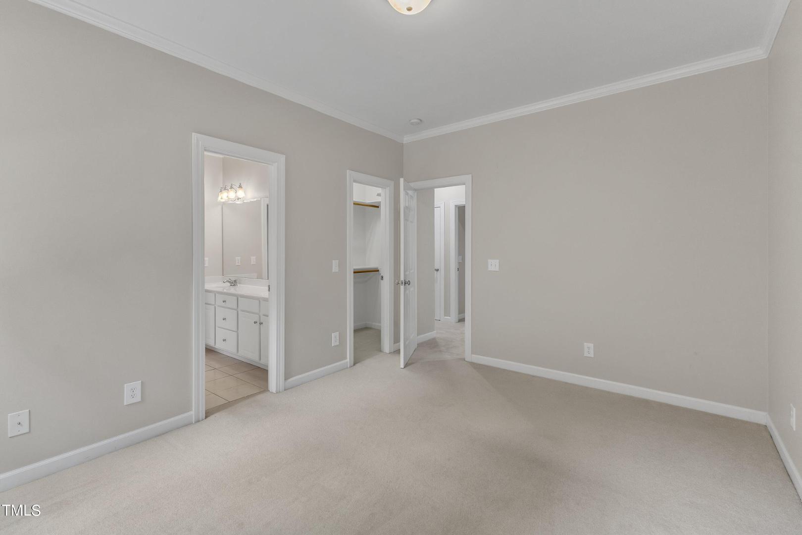 1120 Hawk Hollow Lane