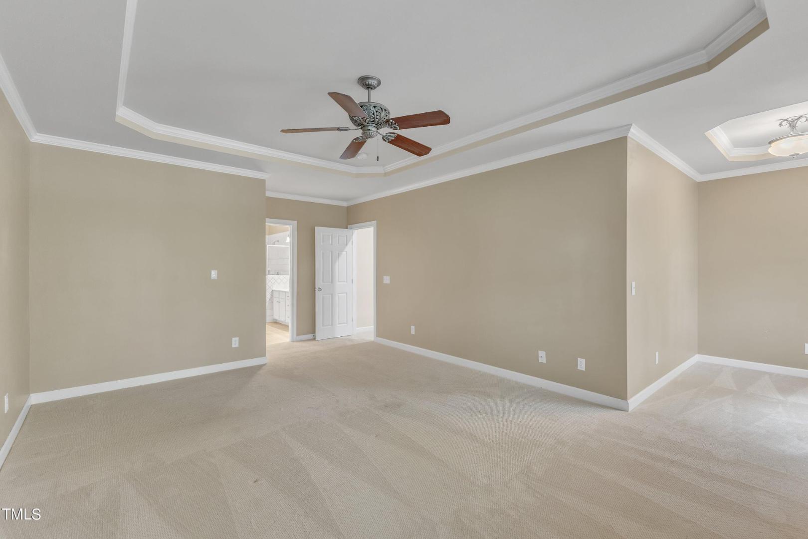 1120 Hawk Hollow Lane