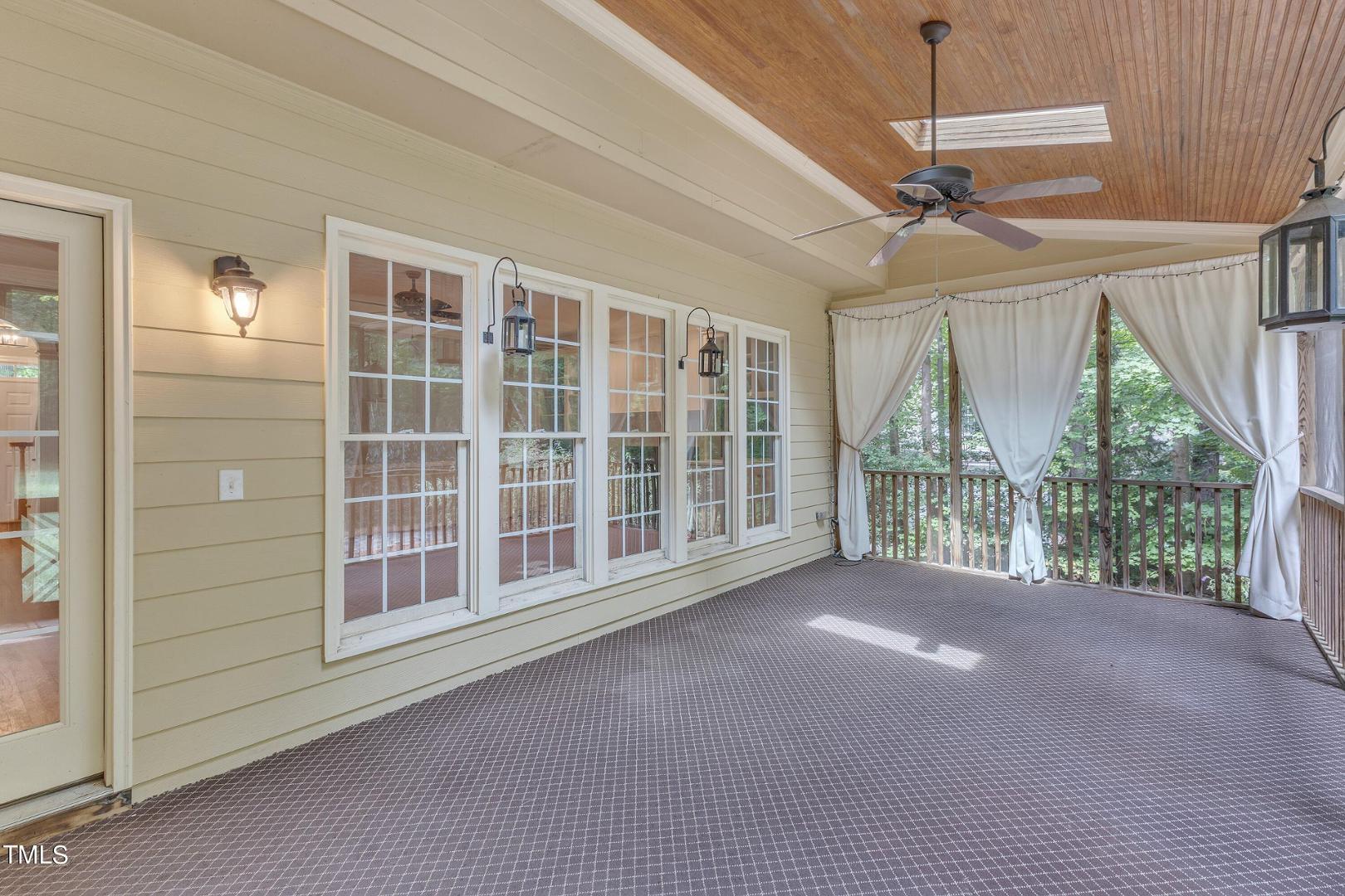 1120 Hawk Hollow Lane