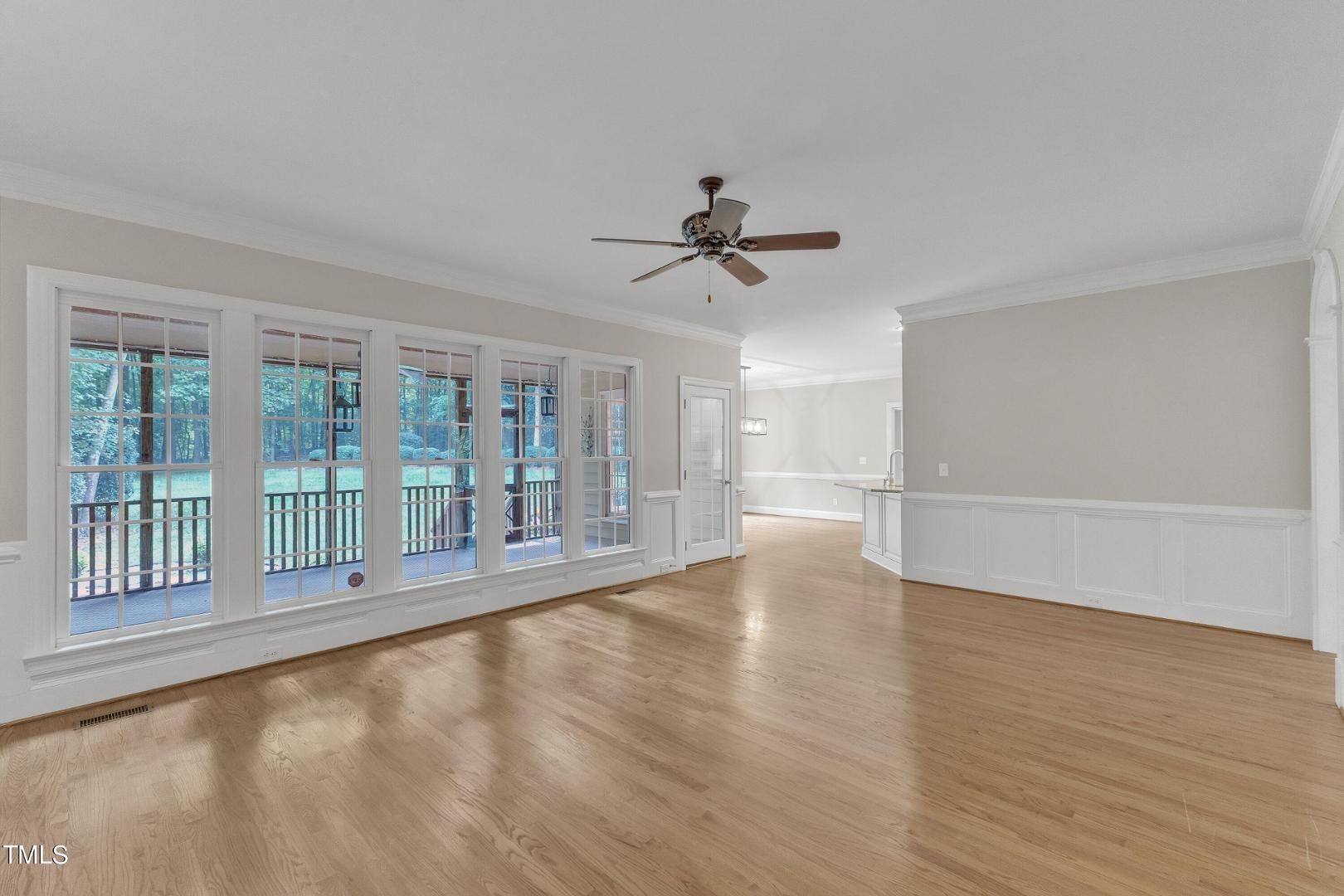 1120 Hawk Hollow Lane