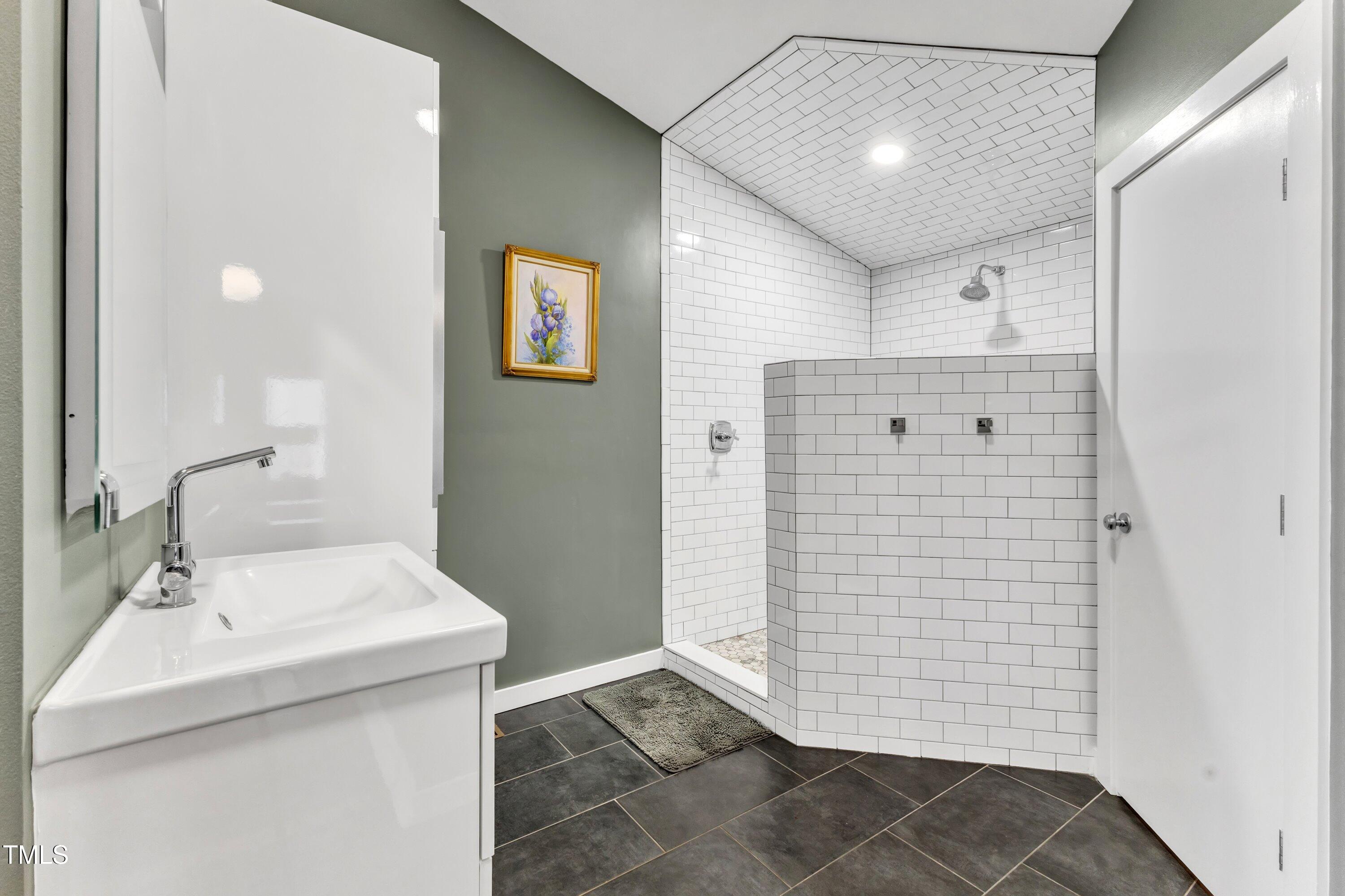 1126 Trailwood Drive