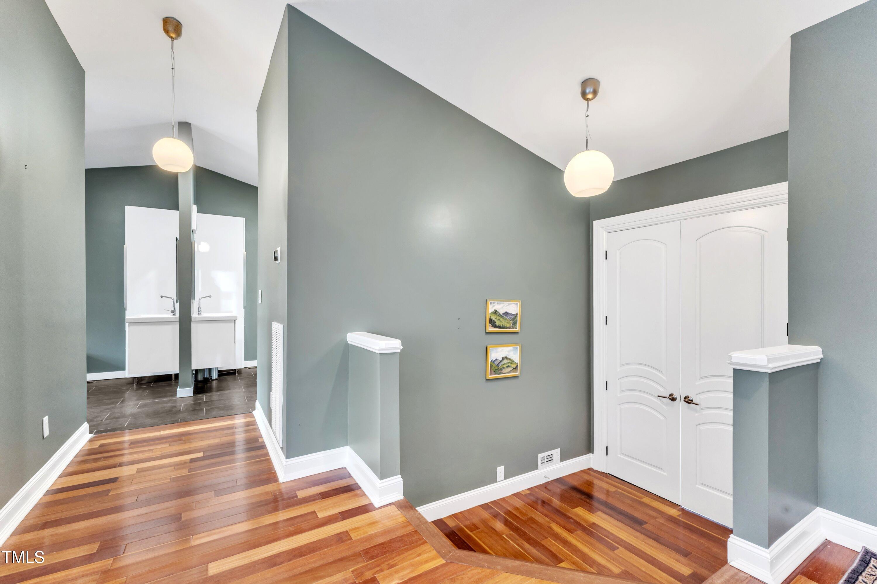 1126 Trailwood Drive