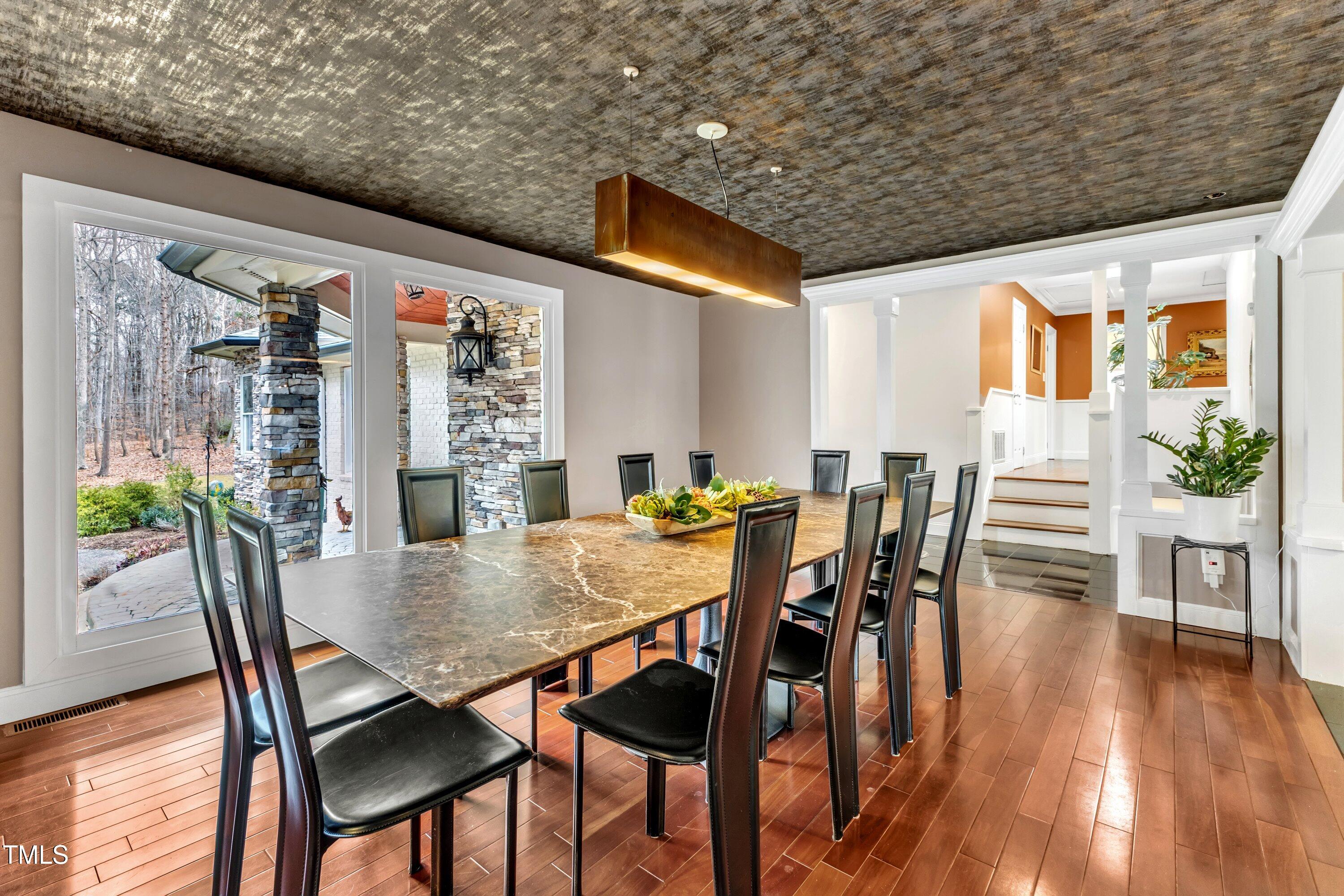 1126 Trailwood Drive