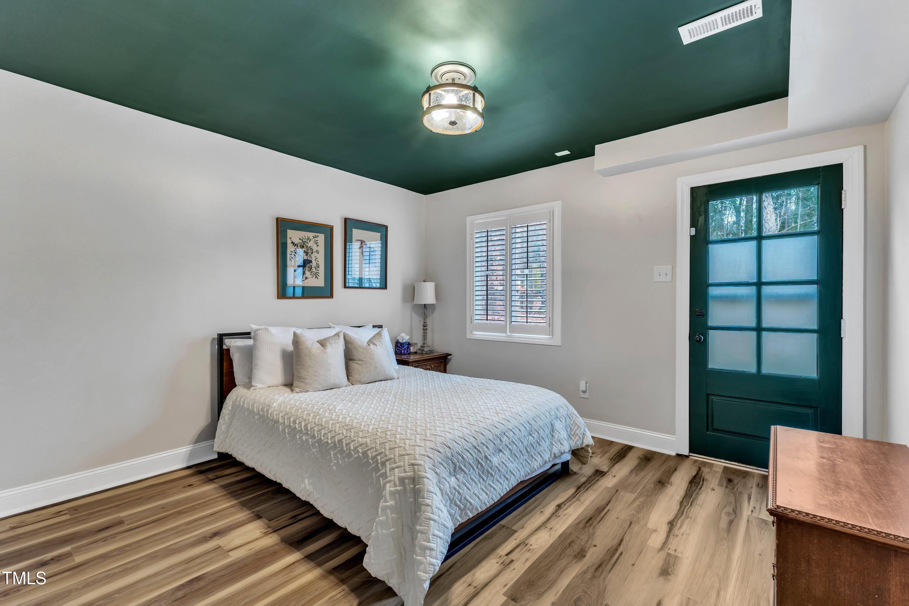 1126 Trailwood Drive