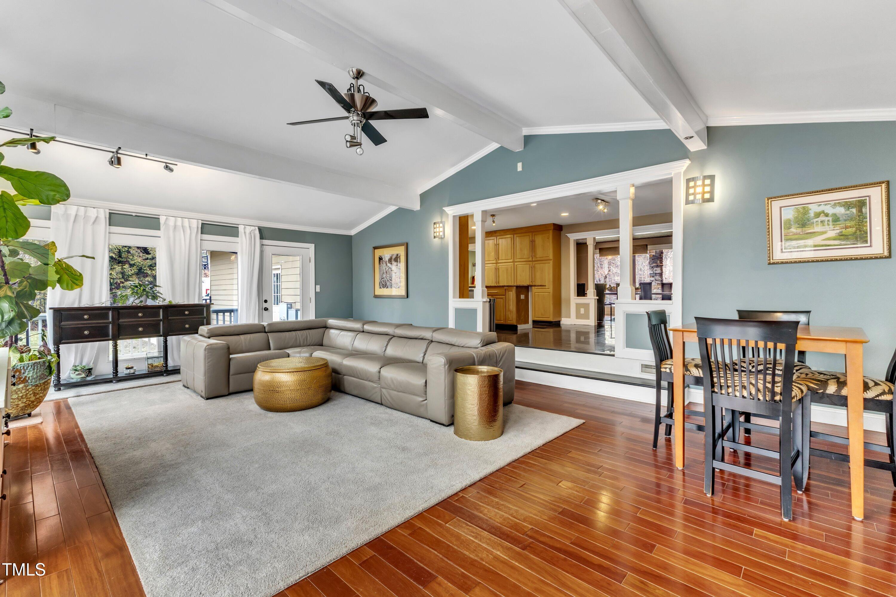 1126 Trailwood Drive