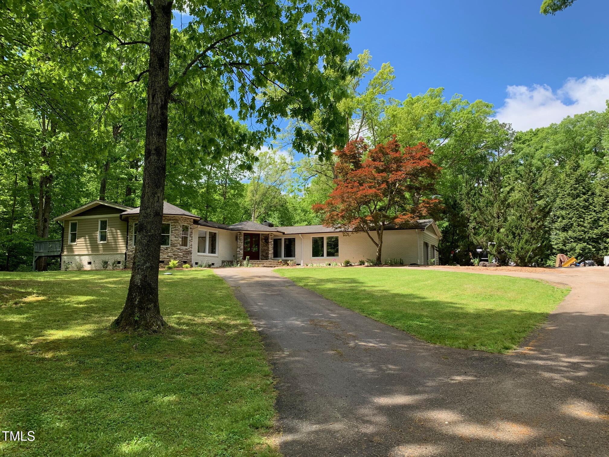 1126 Trailwood Drive