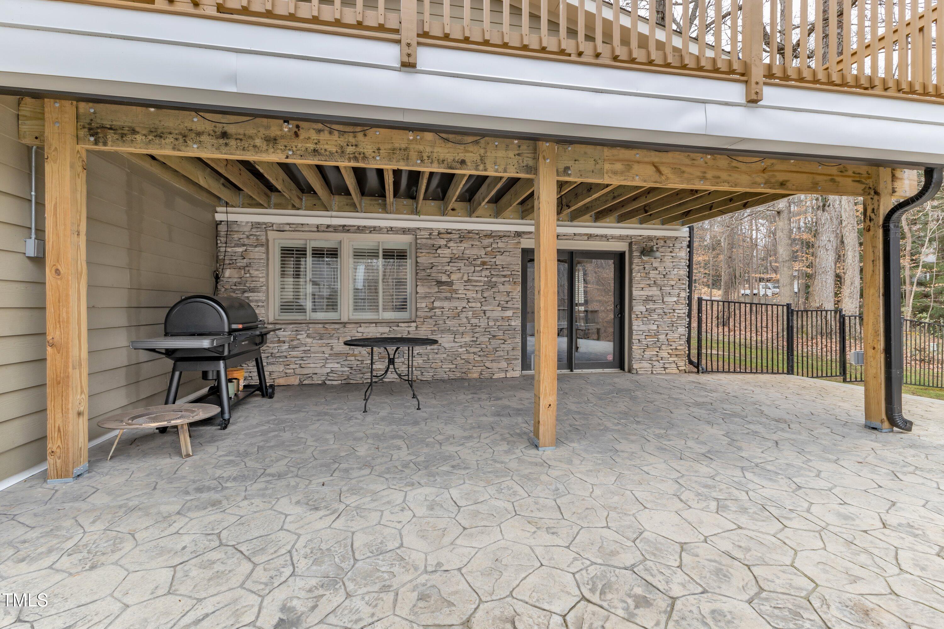 1126 Trailwood Drive