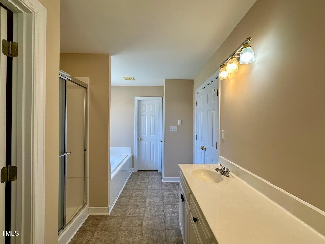 1000 Fieldgrass Place