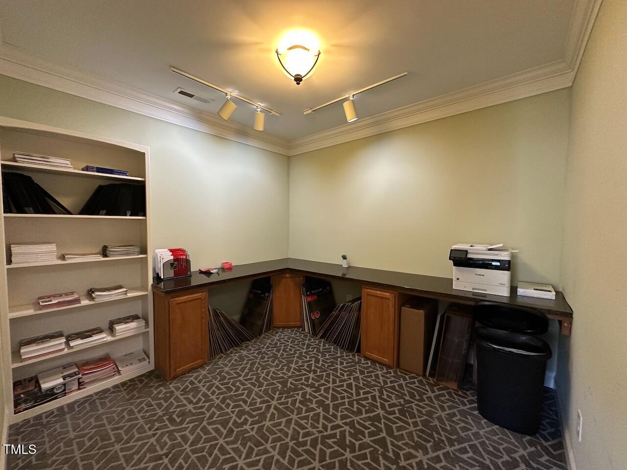 318 W Millbrook Road # 105