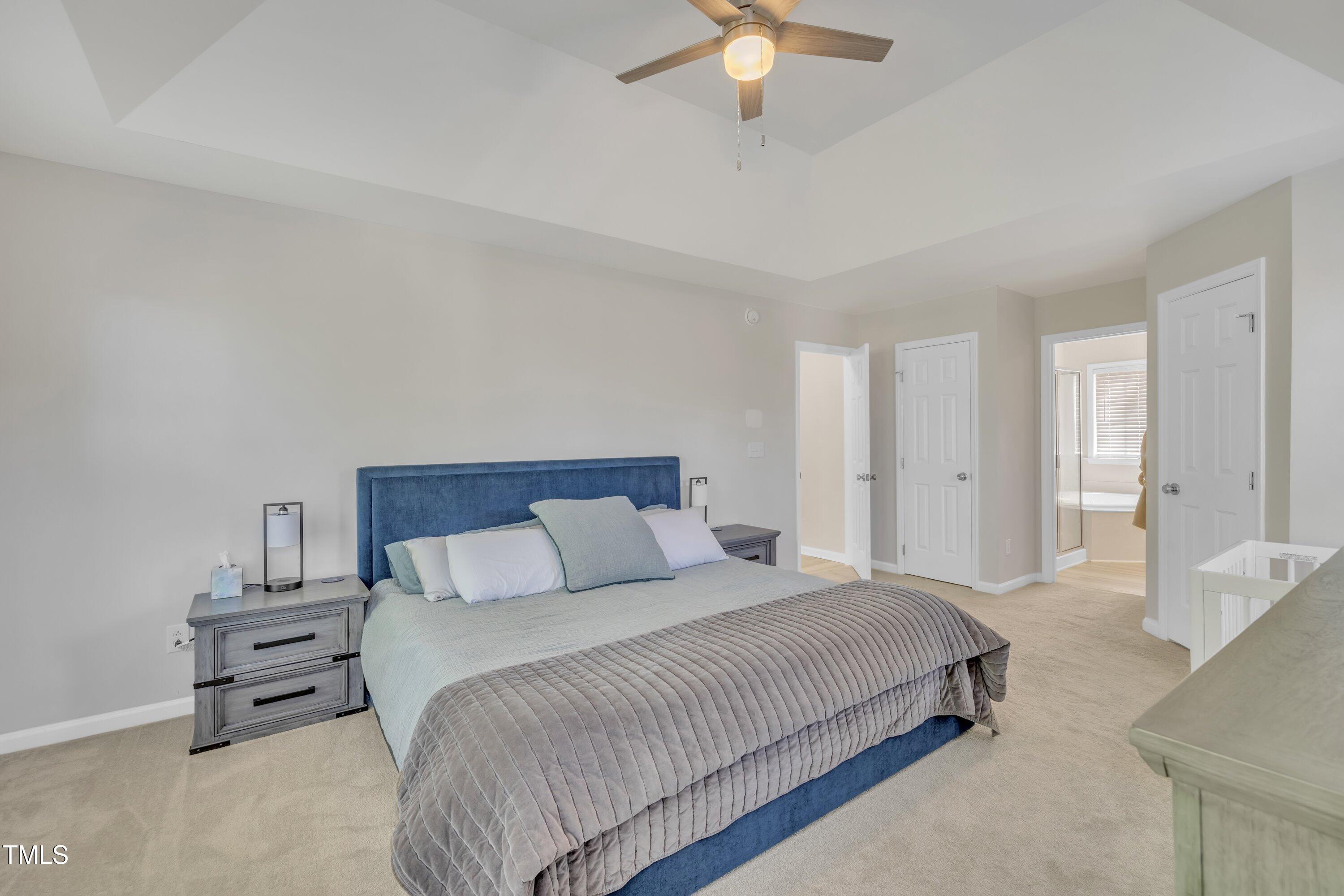 3 Guilder Cove