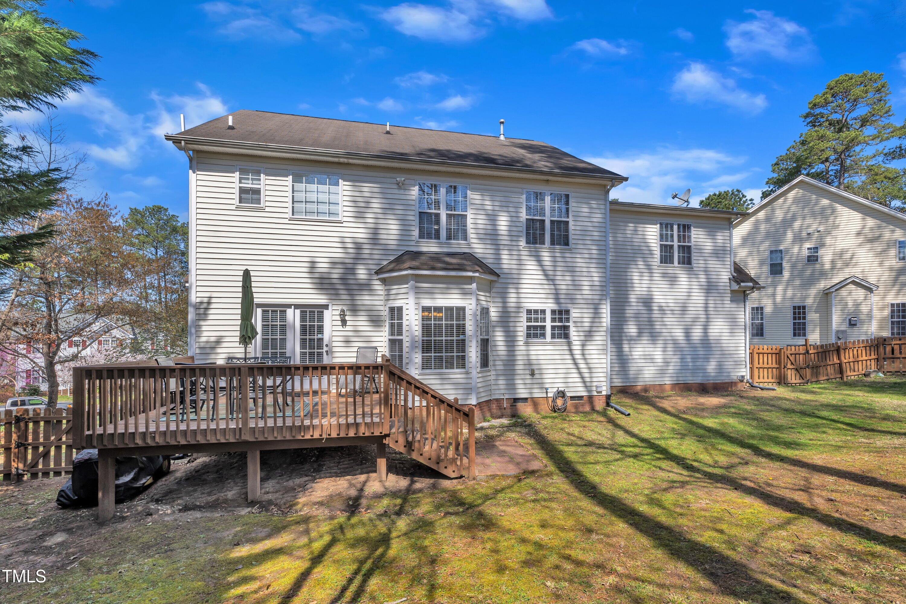 3 Guilder Cove