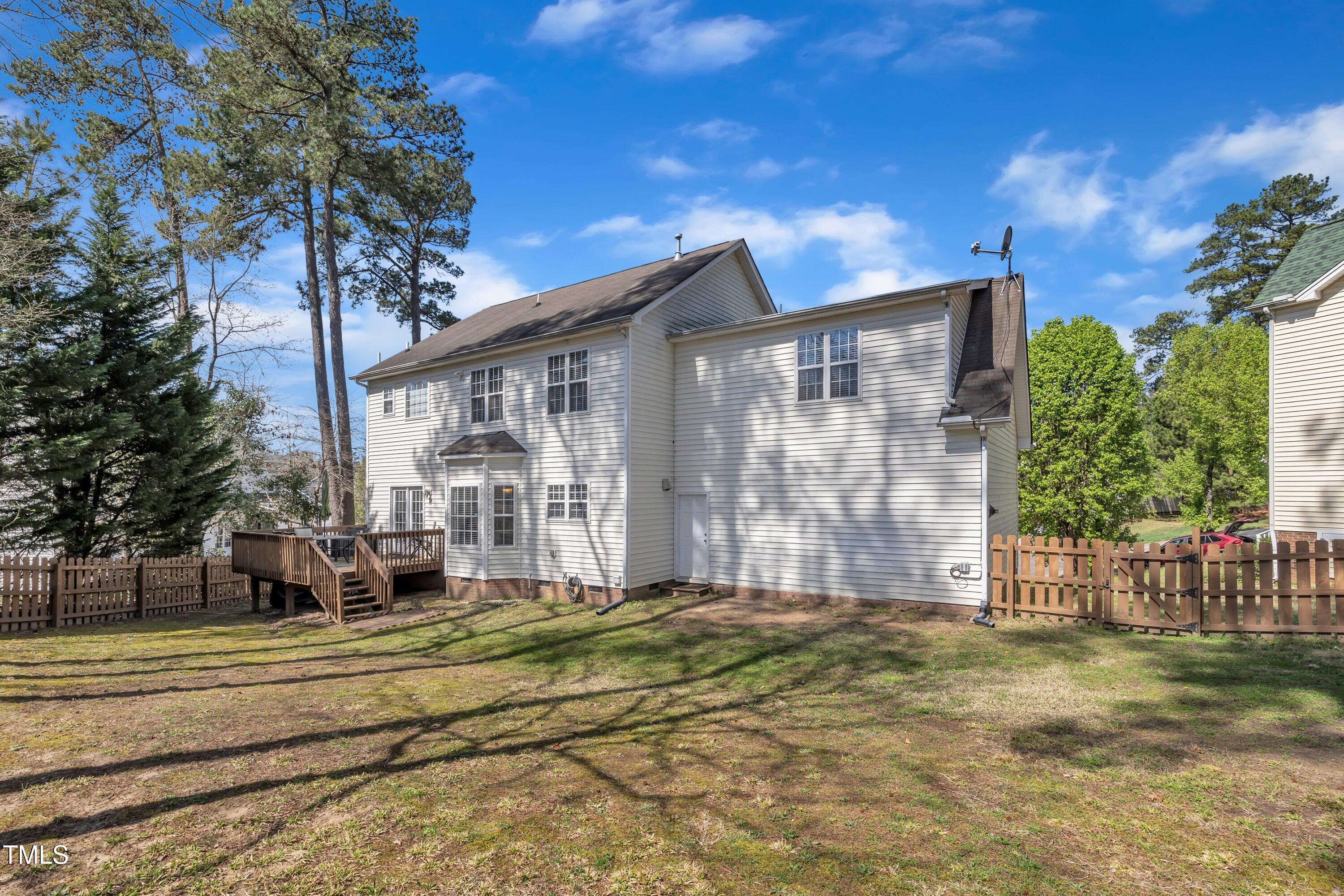 3 Guilder Cove