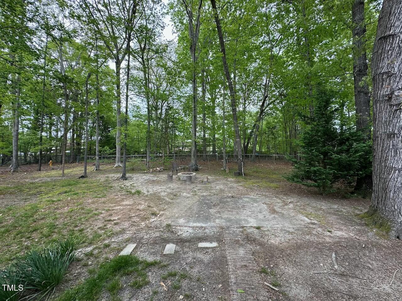7820 Hemlock Court