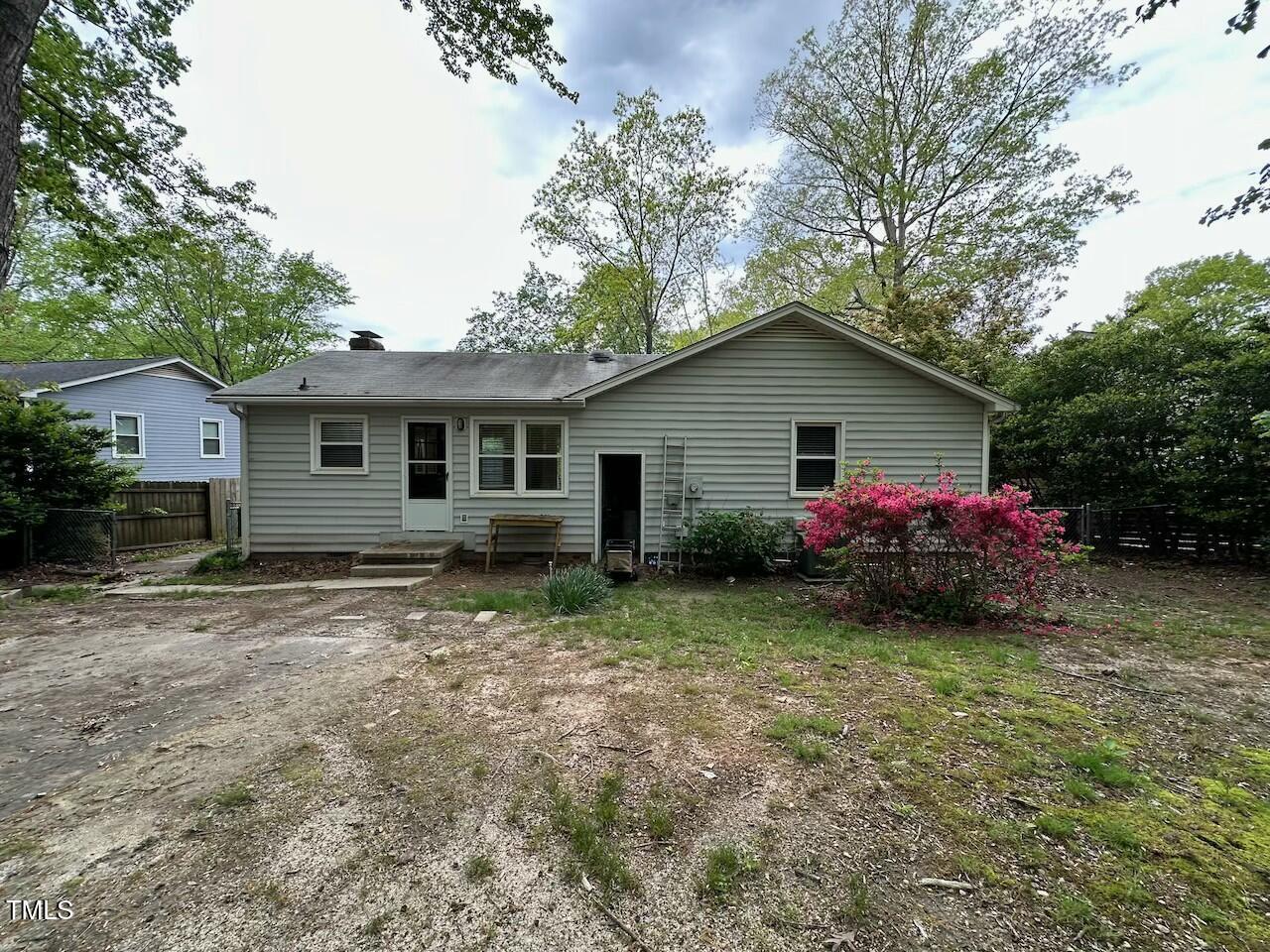 7820 Hemlock Court
