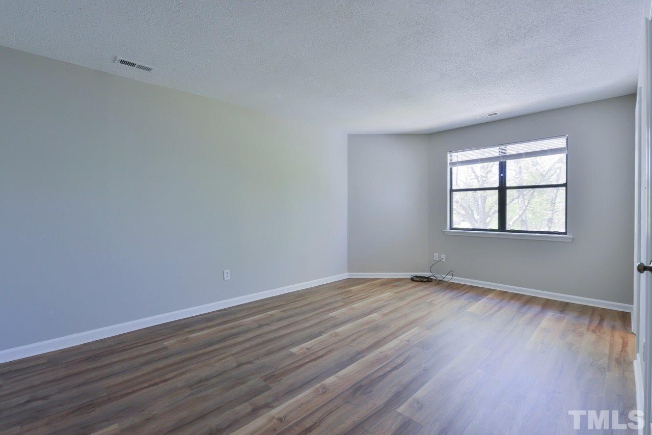 5405 Pine Top Circle